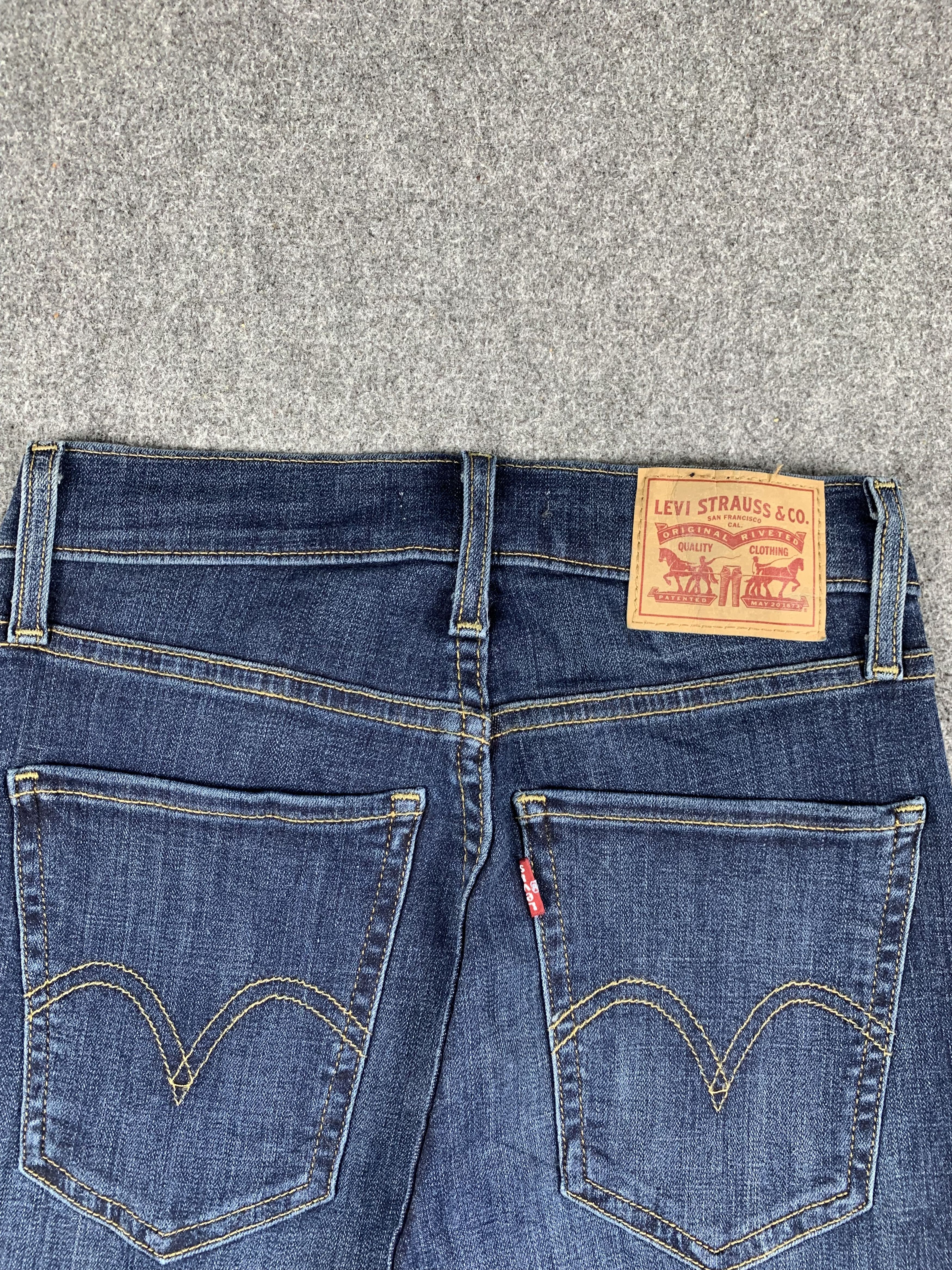 Levi's Vintage Levis Faded Blue Jeans DP1915 Size US 26 / EU 42 - 4 Thumbnail