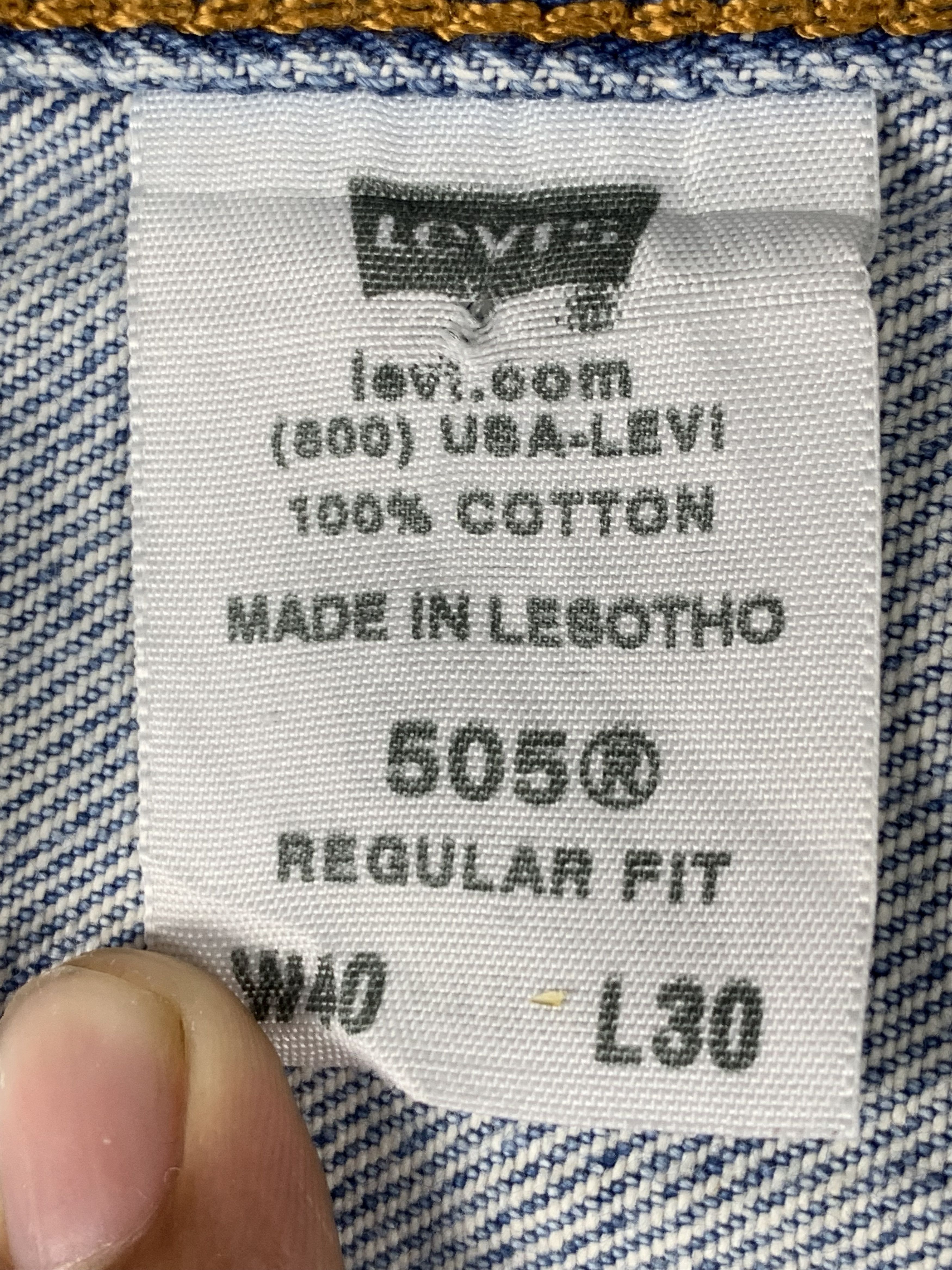 Levi's Vintage Levis 505 Light Wash Jeans DP1921 Size US 40 / EU 56 - 5 Thumbnail