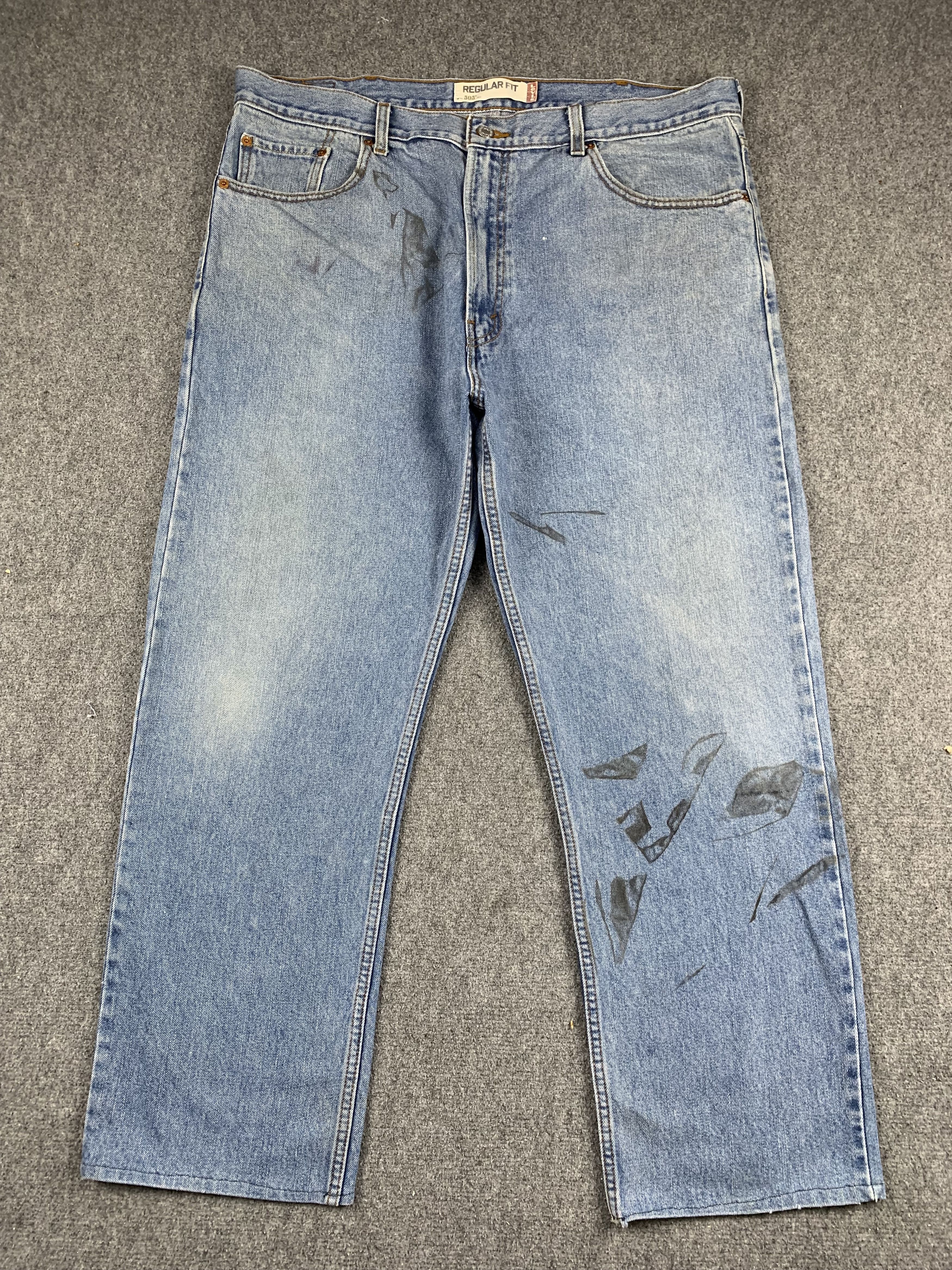 Levi's Vintage Levis 505 Light Wash Jeans DP1921 Size US 40 / EU 56 - 1 Thumbnail