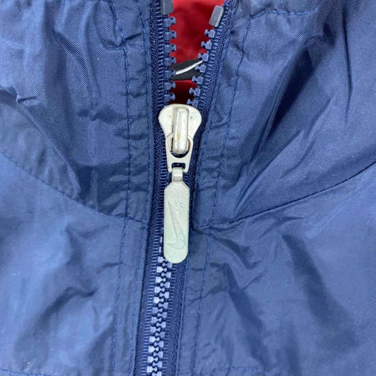 Nike × Vintage Vintage 90s Nike Swoosh Sportswear Light Zipper Jacket Size US L / EU 52-54 / 3 - 5 Thumbnail