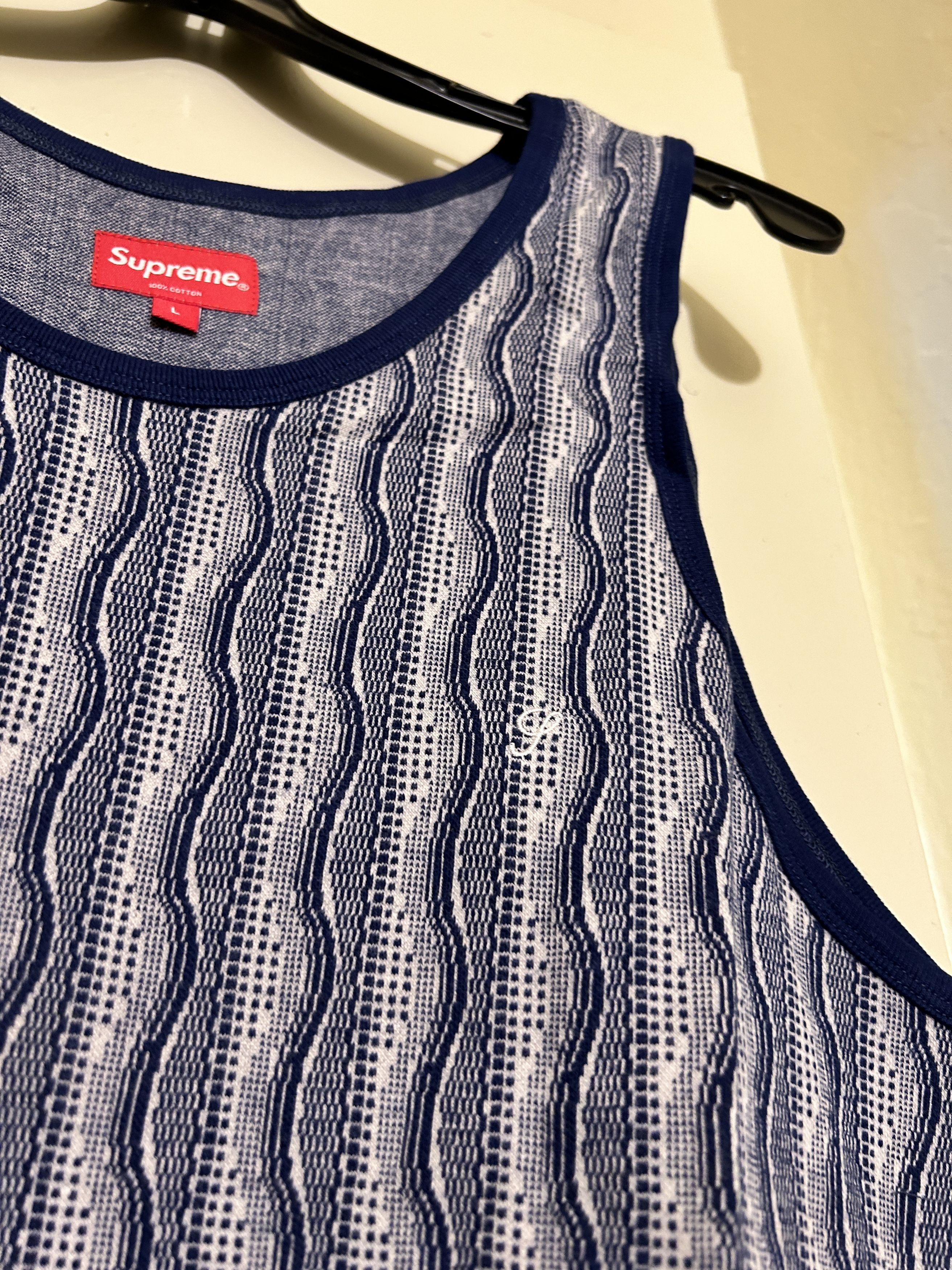 Supreme Supreme Island Tank top s/s 13 Size US L / EU 52-54 / 3 - 2 Thumbnail