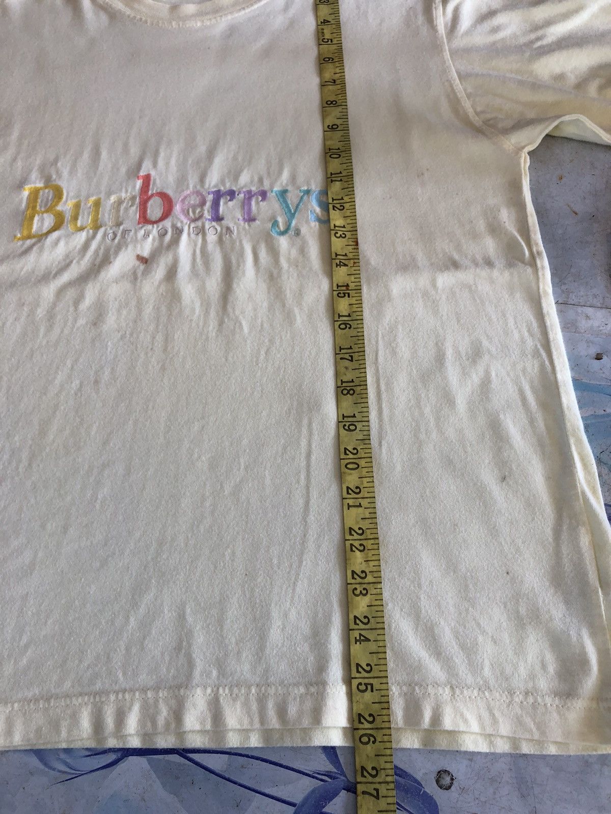 Burberry × Vintage Rare Vintage Burberrys London Multicolour Embroidered Tee Size US L / EU 52-54 / 3 - 5 Thumbnail
