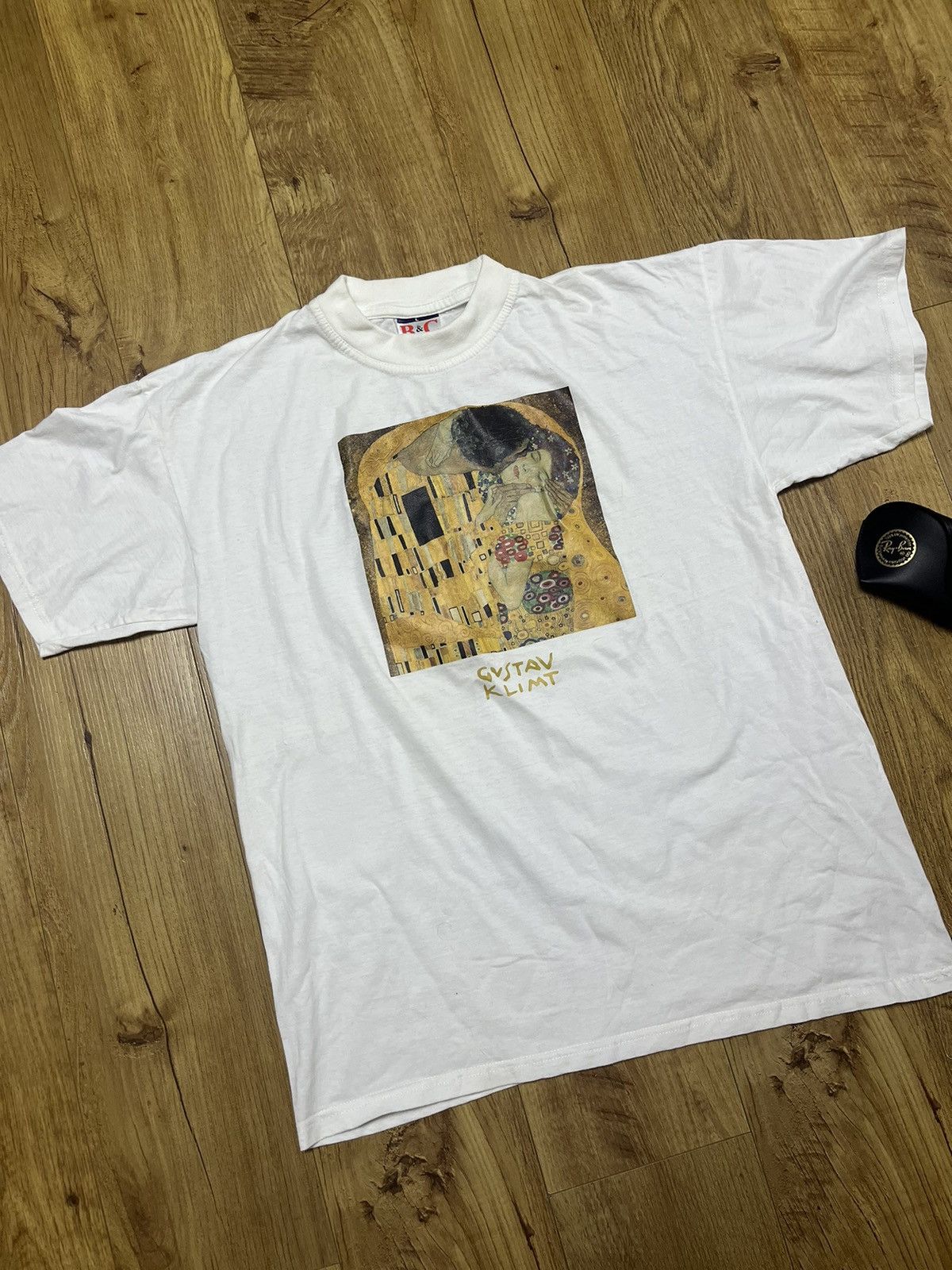 Gustav Klimt Kiss Art Tee Vintage