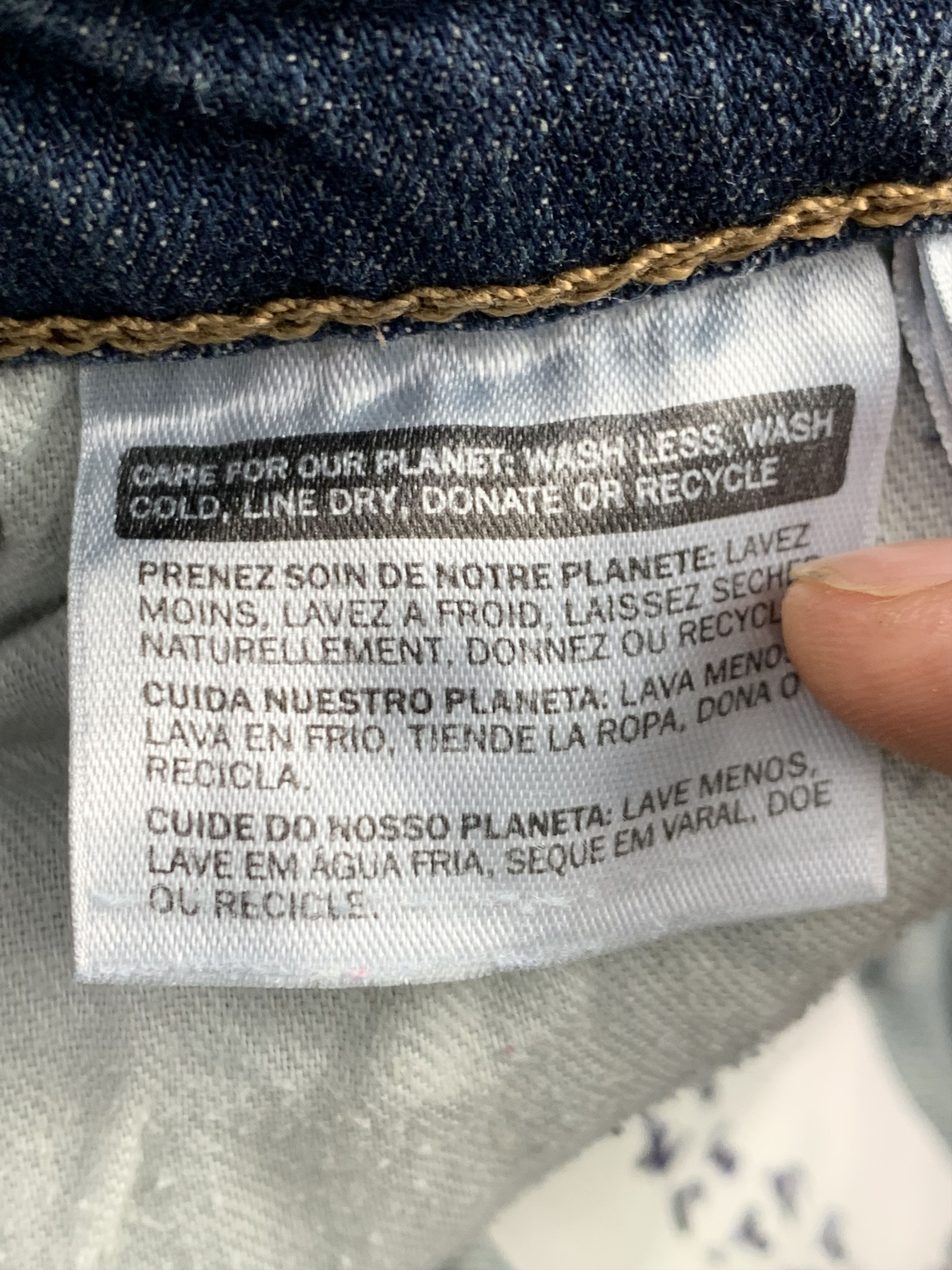 Levi's Vintage Levis 559 Faded Blue Jeans DP2191 Size US 33 - 15 Thumbnail