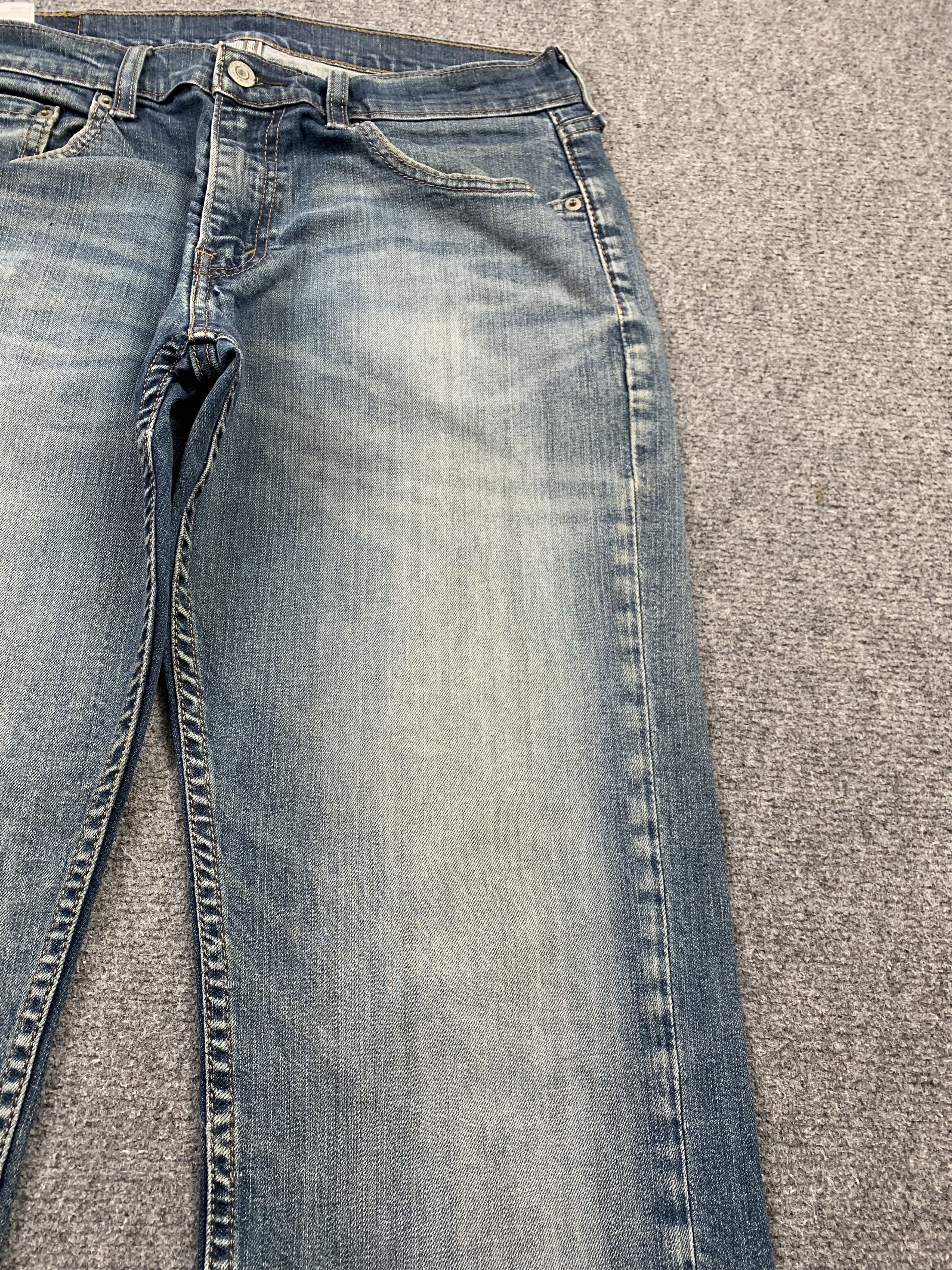 Levi's Vintage Levis 559 Faded Blue Jeans DP2191 Size US 33 - 9 Thumbnail