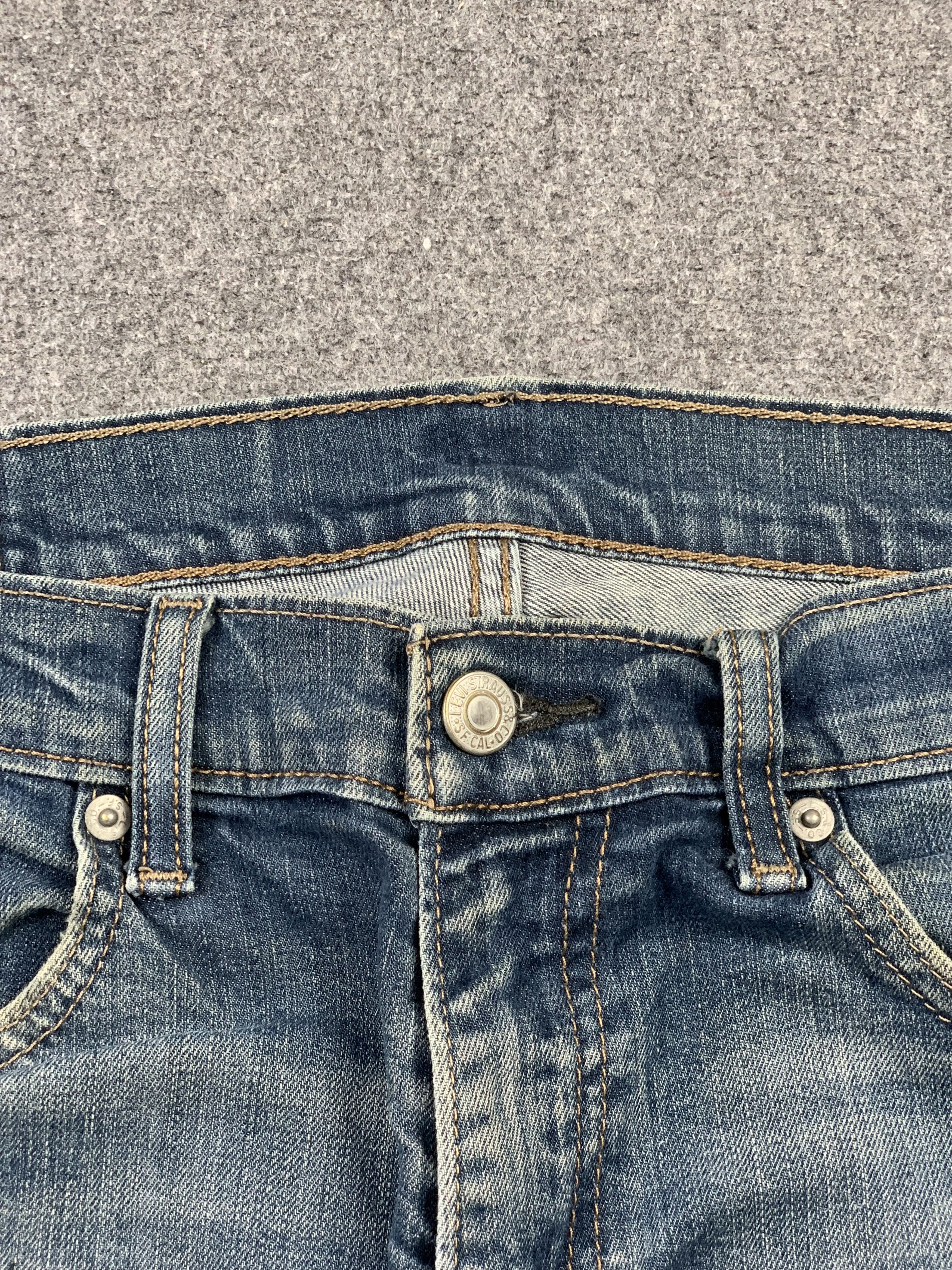 Levi's Vintage Levis 559 Faded Blue Jeans DP2191 Size US 33 - 7 Thumbnail