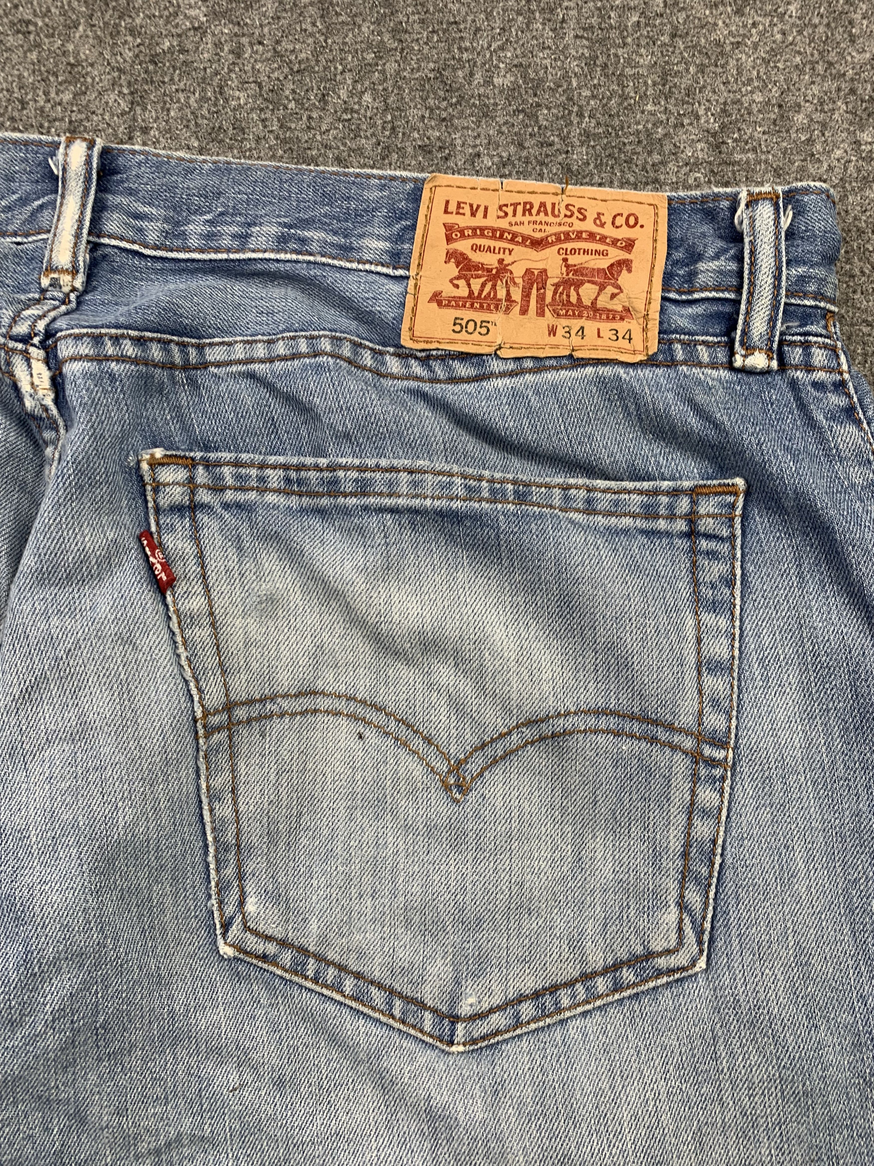 Levi's Vintage Levis 505 Faded Blue Jeans DP2194 Size US 36 / EU 52 - 24 Thumbnail