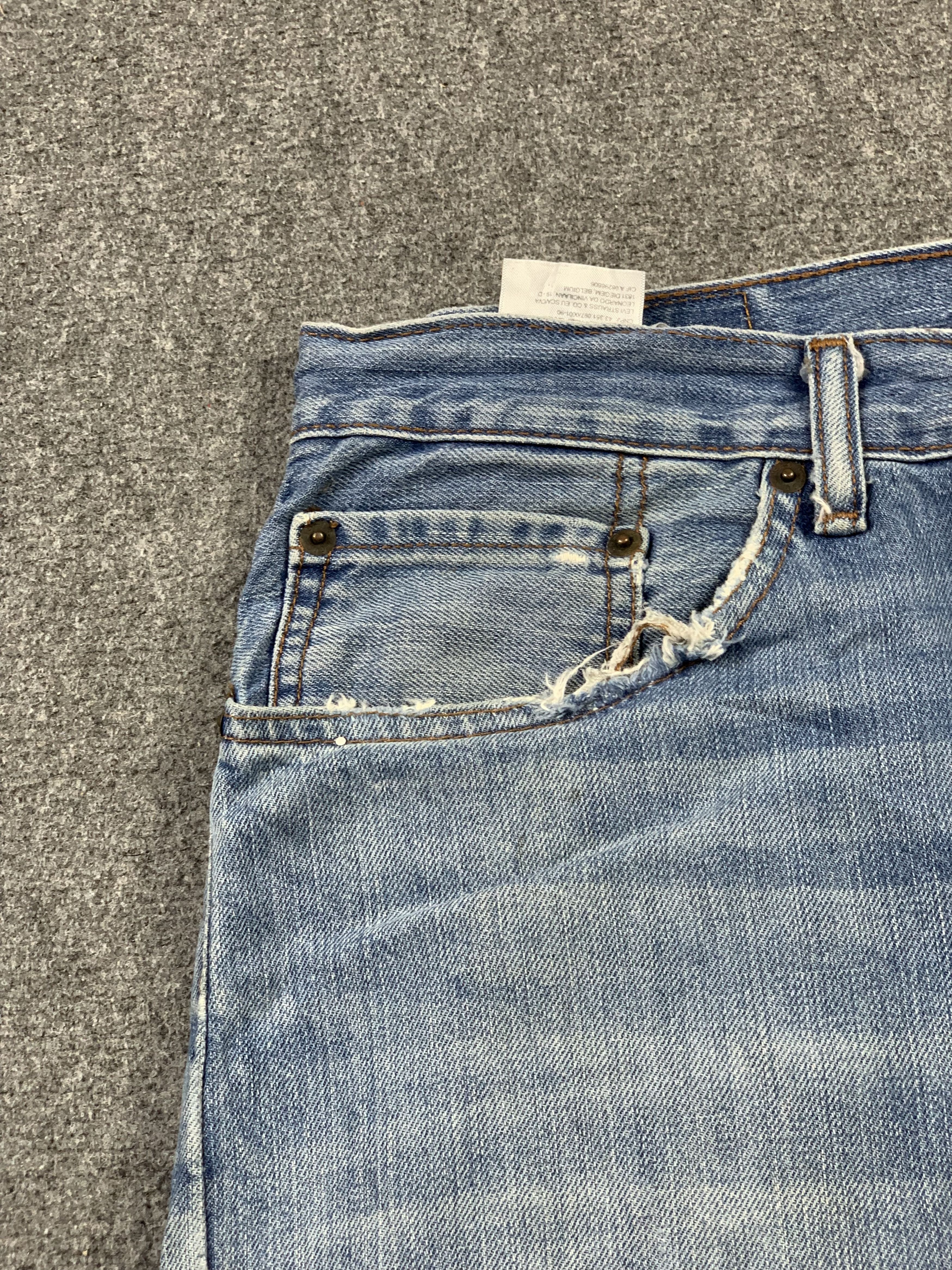 Levi's Vintage Levis 505 Faded Blue Jeans DP2194 Size US 36 / EU 52 - 9 Thumbnail