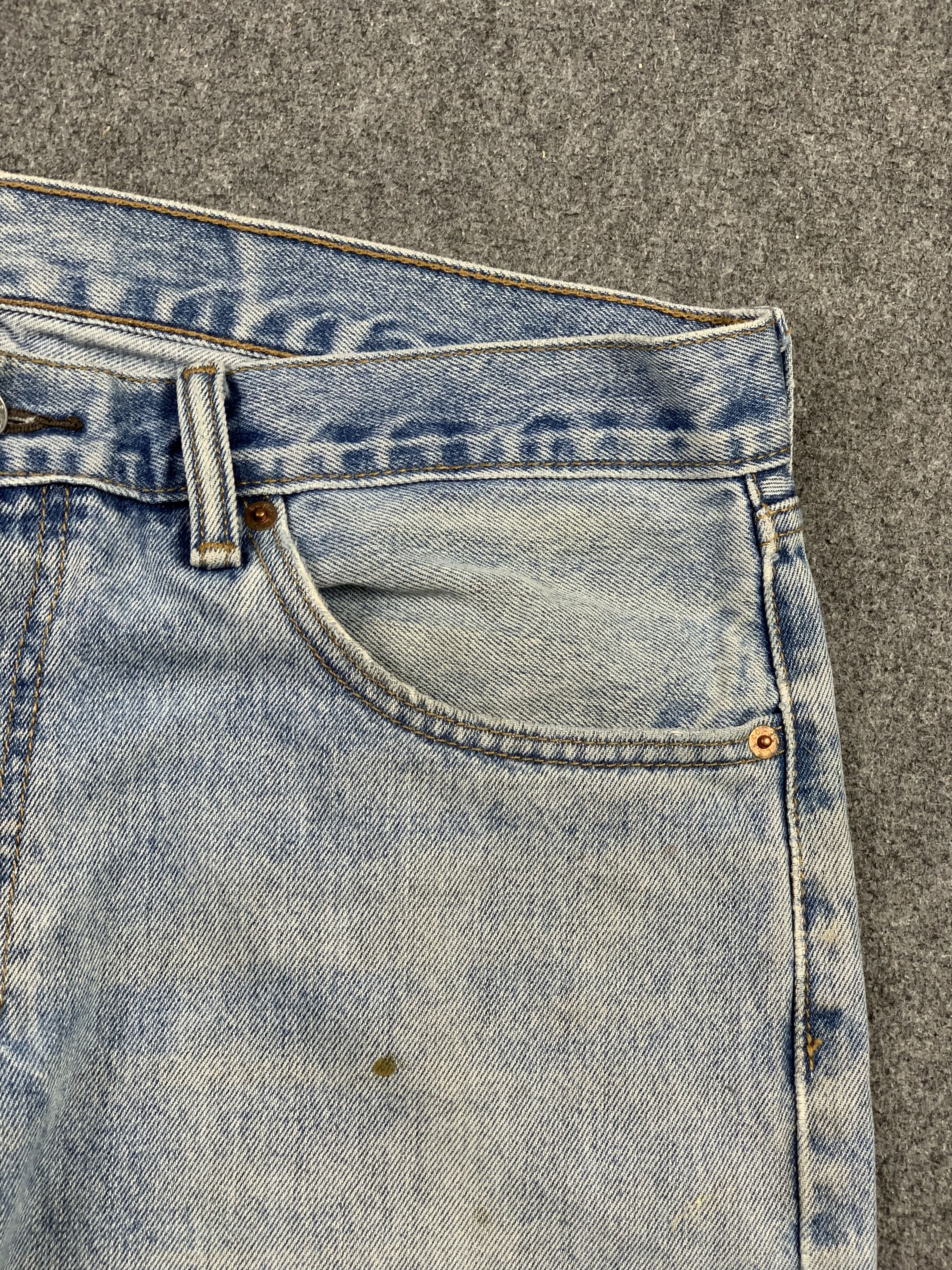 Vintage Levis 505 Light Wash Jeans DP2195