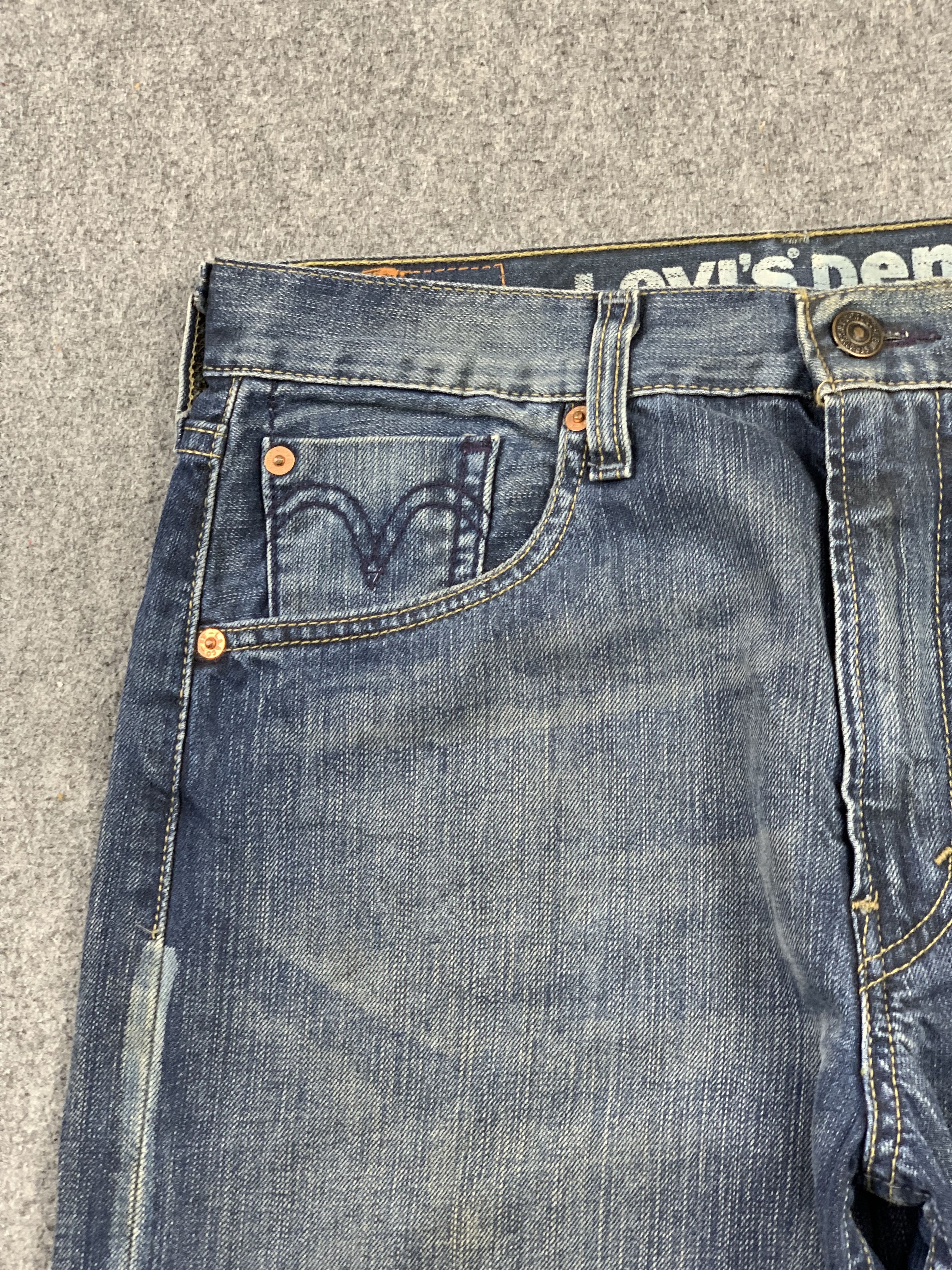 Levi's Vintage Levis 604 Faded Blue Jeans DP2196 Size US 32 / EU 48 - 12 Thumbnail