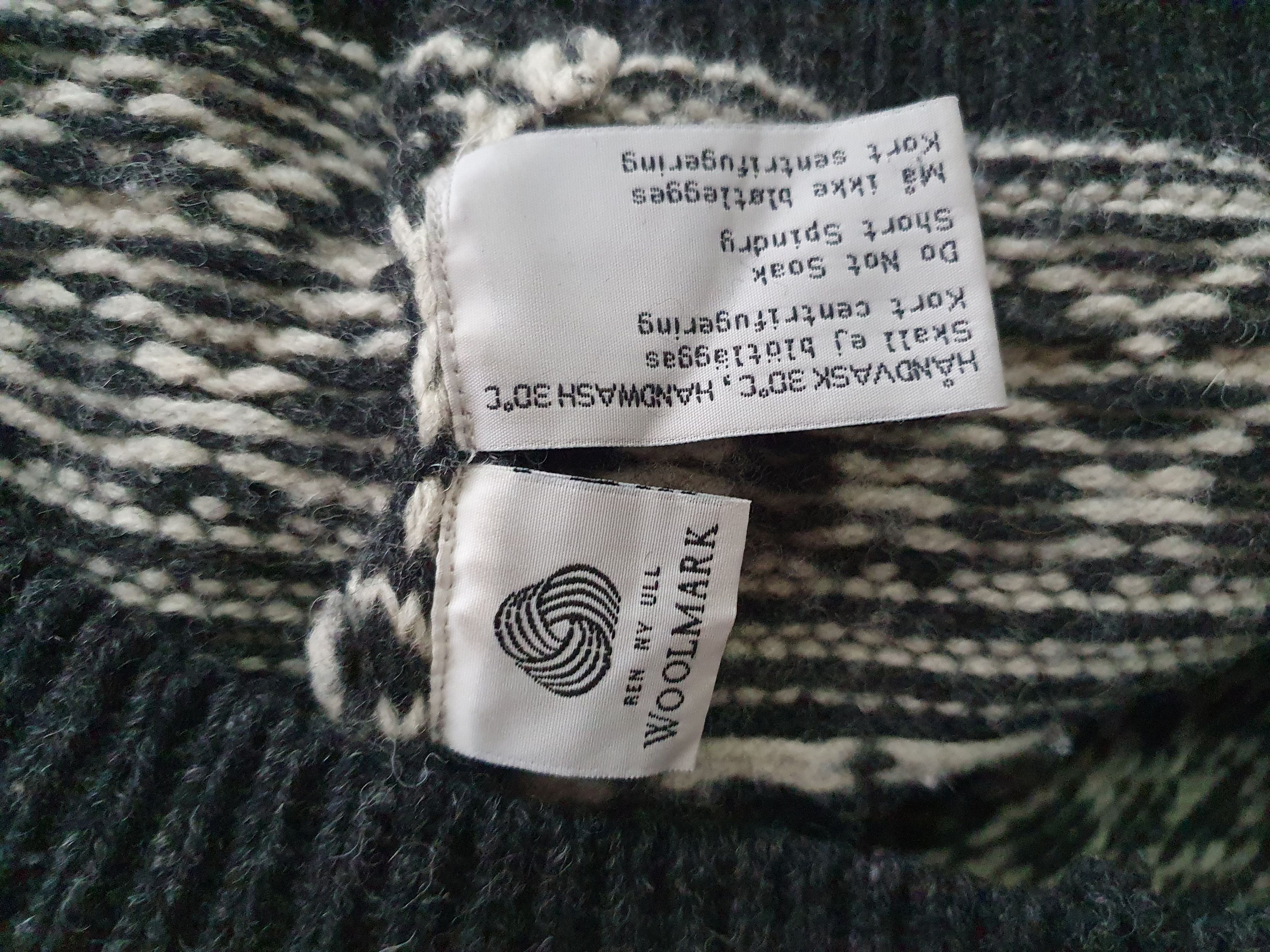 Vintage CBC Sport Nordic Geometric Aztec Sweater Wool