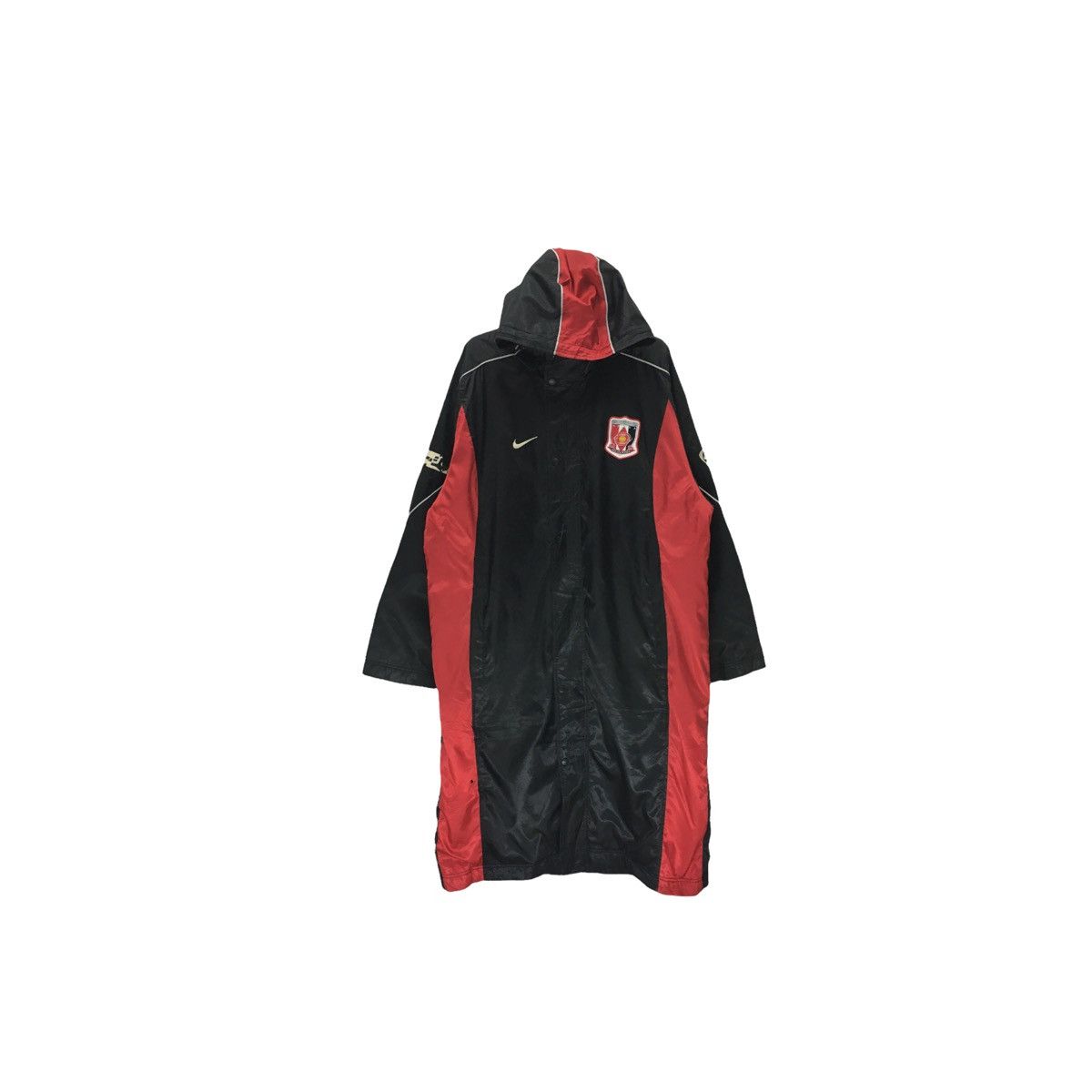 Nike × Sports Specialties Vintage Nike Urawa Red Diamonds Football Team Long Jacket Size US XL / EU 56 / 4 - 1 Thumbnail