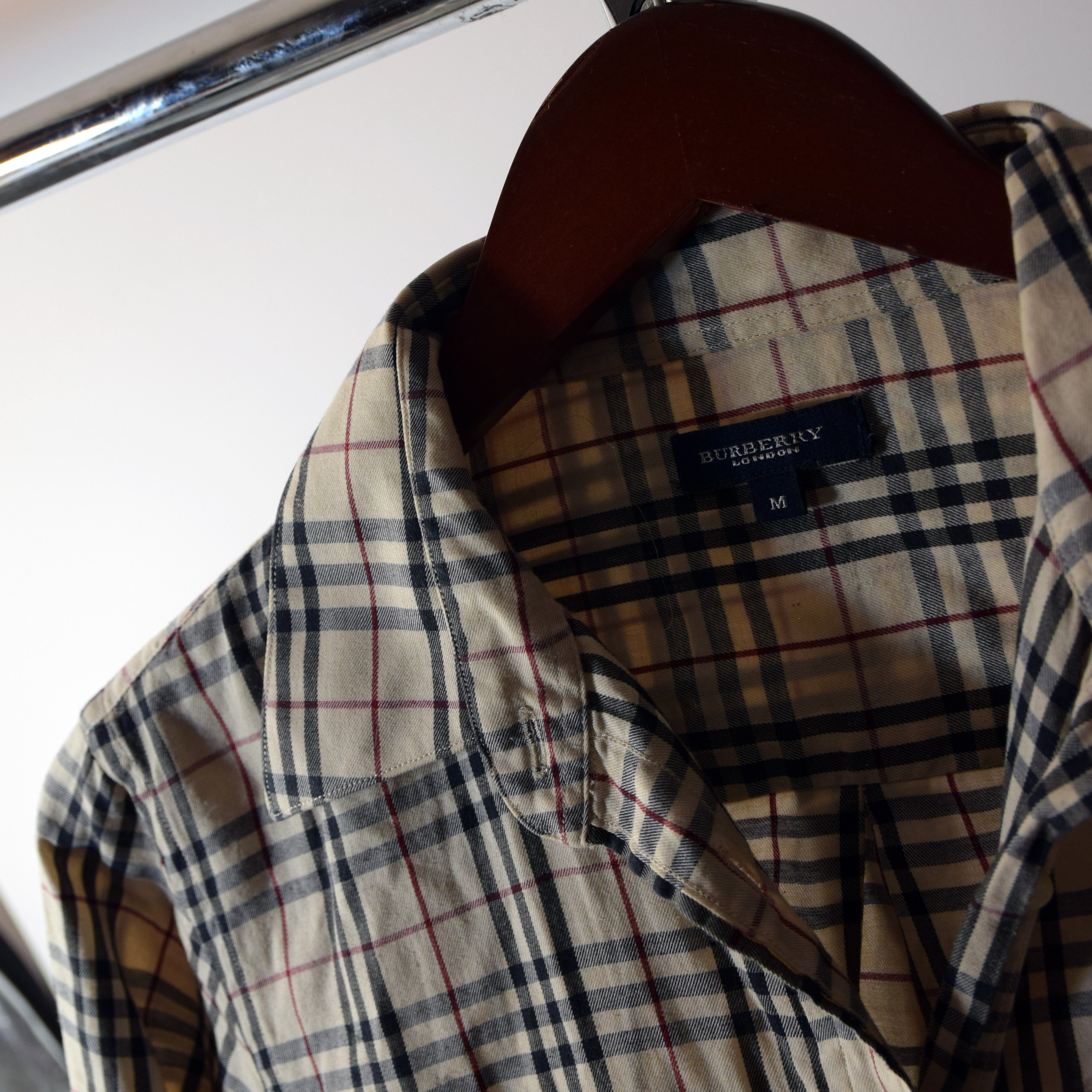 Burberry × Vintage BUTTON UPS SHIRT UK Burberry nova check fullprint y2k top Size M / US 6-8 / IT 42-44 - 4 Thumbnail