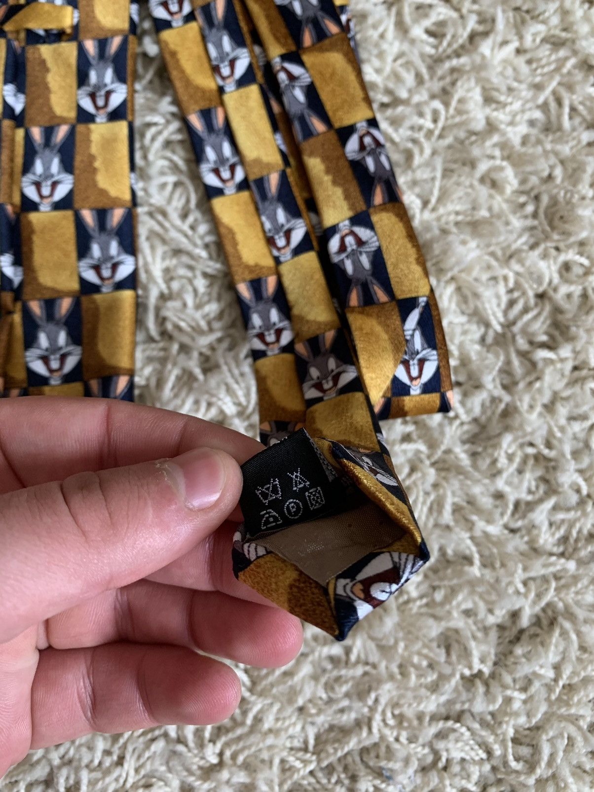 Vintage Looney Tunes Vintage Bugs Bunny Tie 1997 Size ONE SIZE - 6 Thumbnail