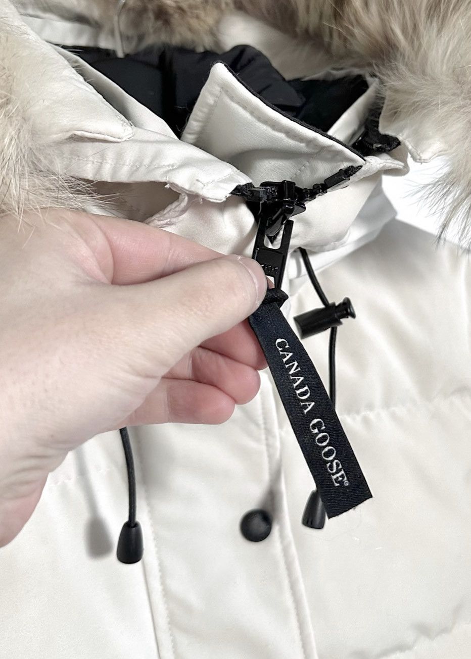 Canada Goose Canada Goose Ivory Shelbourne Down Parka With Fur Trim Size S / US 4 / IT 40 - 3 Thumbnail