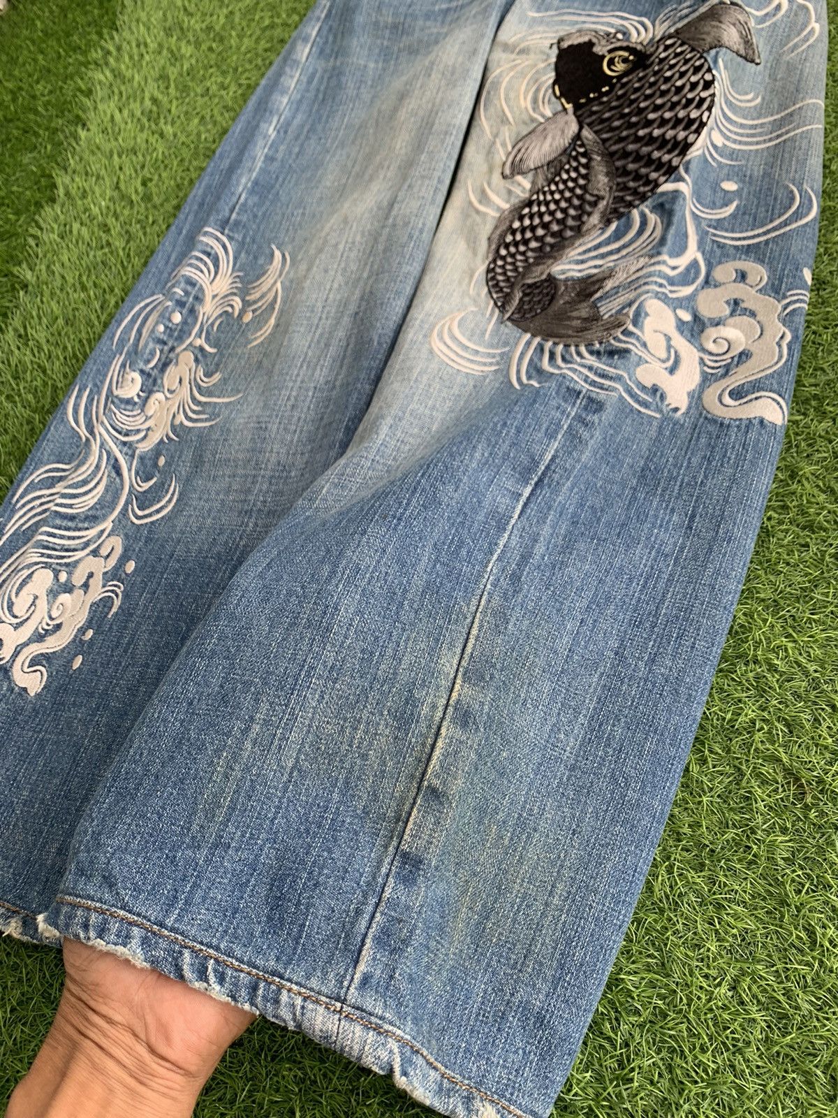 Japanese Brand Japanese Brand Kakakuri Tamashi Embroidery Fish Koi Jeans Size US 34 / EU 50 - 13 Thumbnail