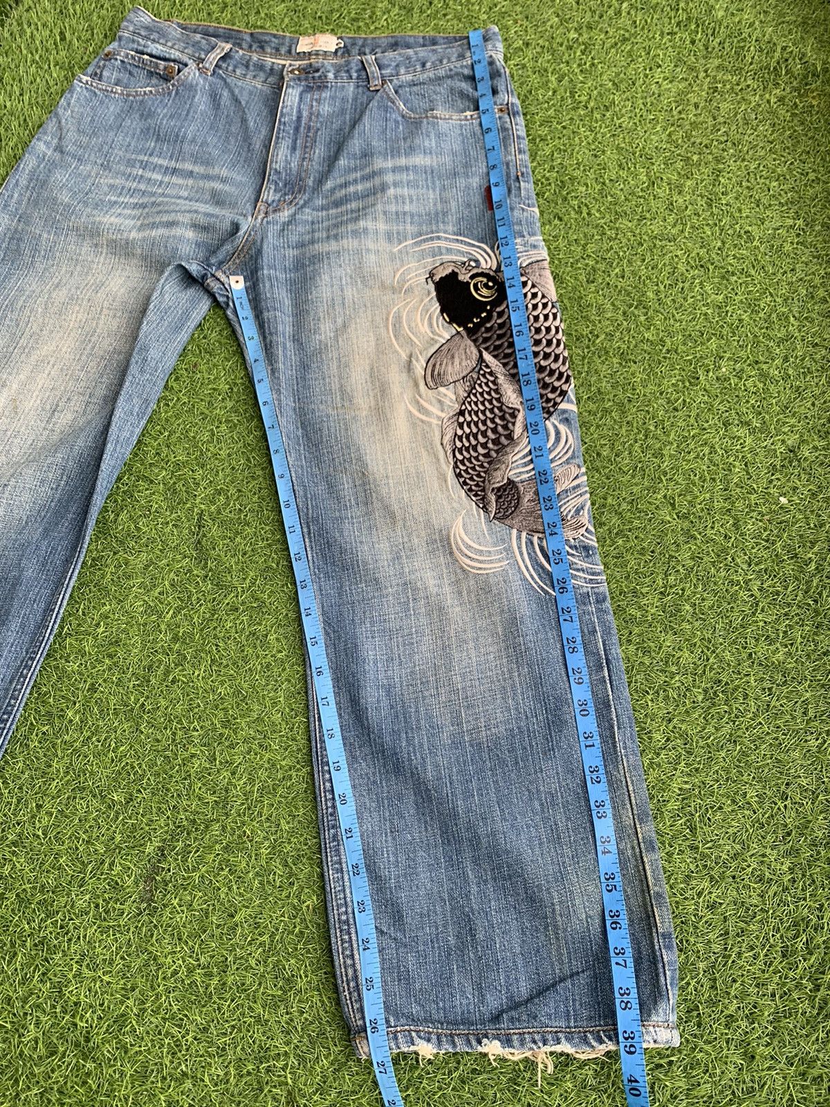Japanese Brand Japanese Brand Kakakuri Tamashi Embroidery Fish Koi Jeans Size US 34 / EU 50 - 17 Thumbnail