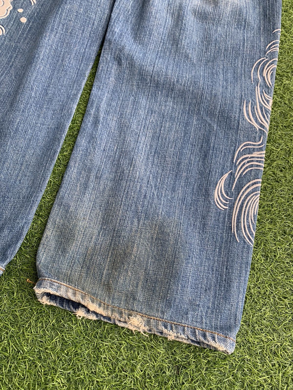 Japanese Brand Japanese Brand Kakakuri Tamashi Embroidery Fish Koi Jeans Size US 34 / EU 50 - 12 Thumbnail