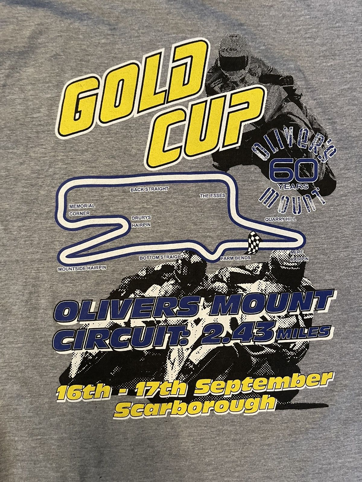 Vintage Vintage 2006 Racing international gold cup Y2K 00s t-shirt Size US L / EU 52-54 / 3 - 4 Thumbnail