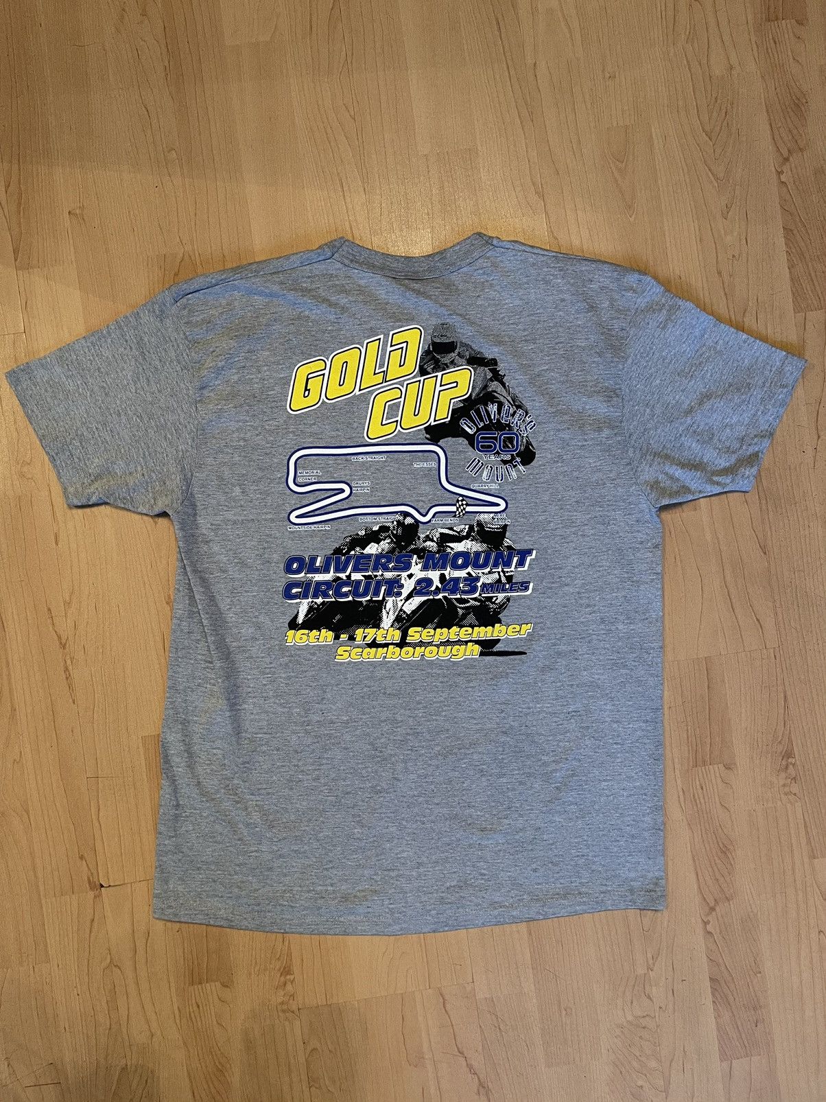 Vintage Vintage 2006 Racing international gold cup Y2K 00s t-shirt Size US L / EU 52-54 / 3 - 3 Thumbnail
