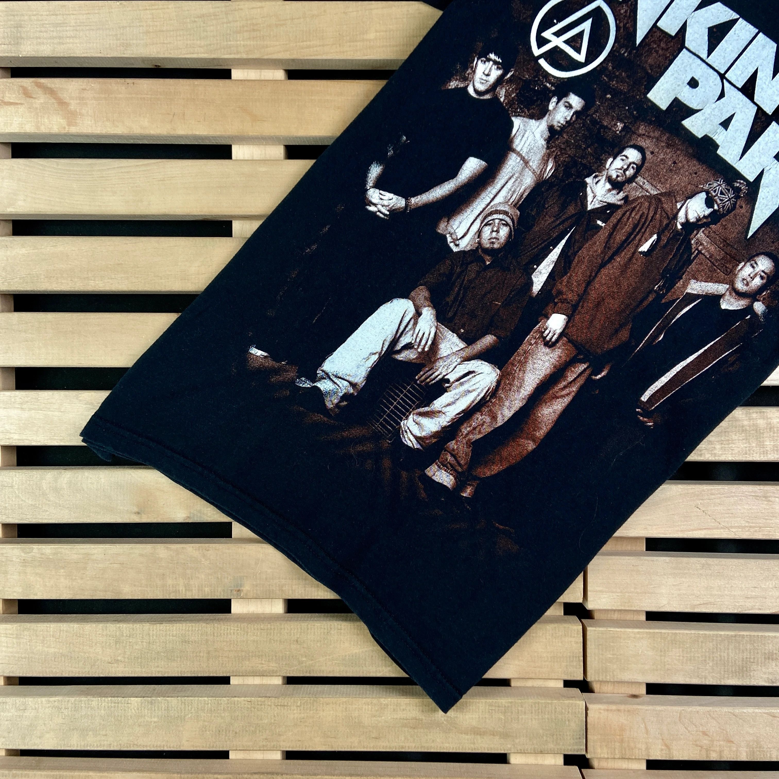 Band Tees × Vintage Mens Vintage T Shirt Linkin Park Size S Size US S / EU 44-46 / 1 - 3 Thumbnail
