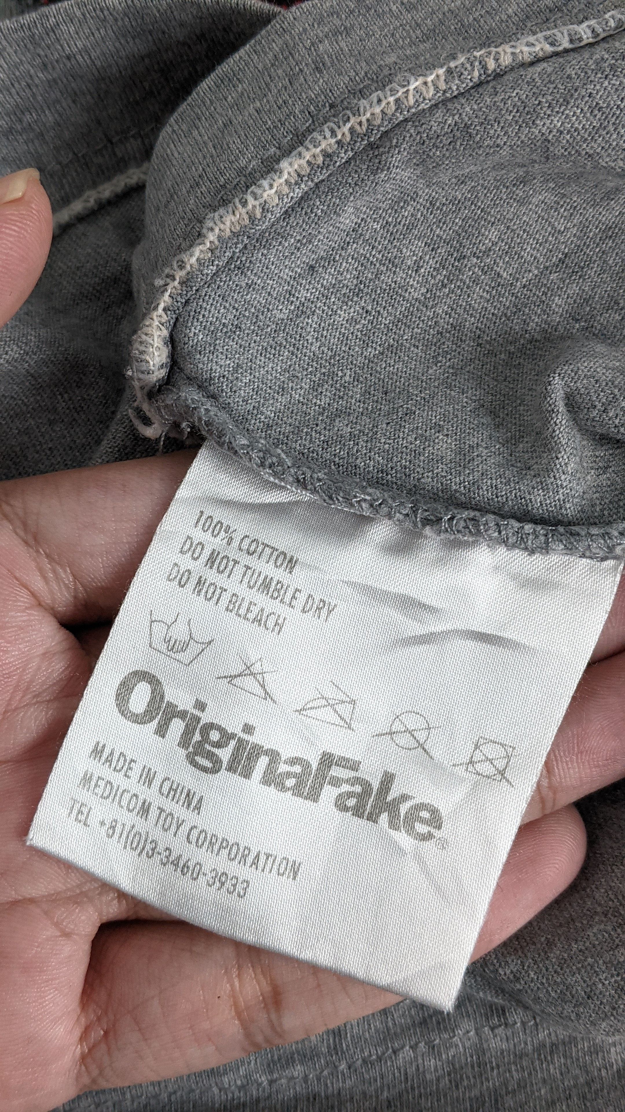Kaws Original Fake Kaws Clot Taiwan shirt Size US L / EU 52-54 / 3 - 5 Thumbnail