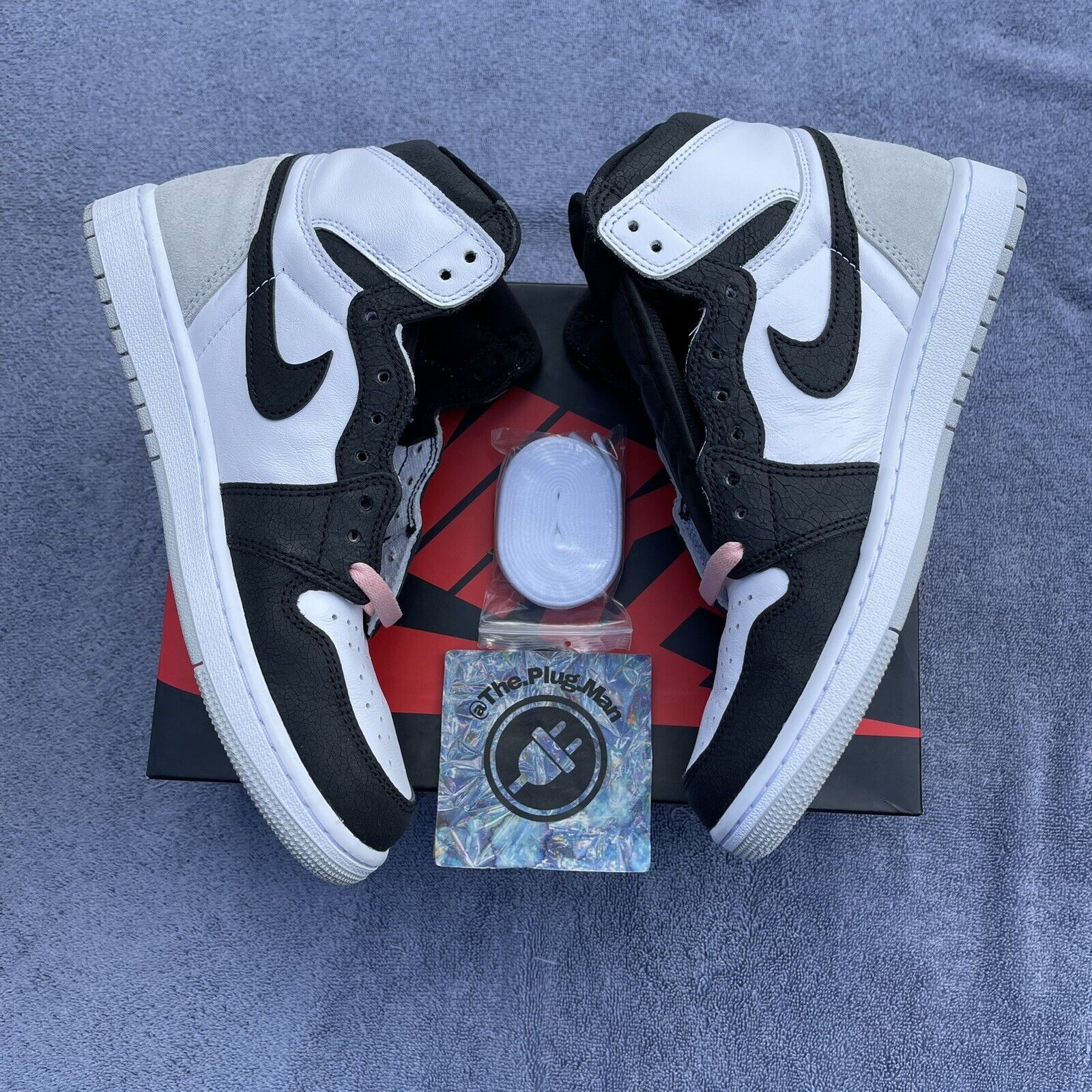 Jordan Brand Air Jordan 1 Retro High OG Bleached Coral Size US 9 / EU 42 - 2 Thumbnail