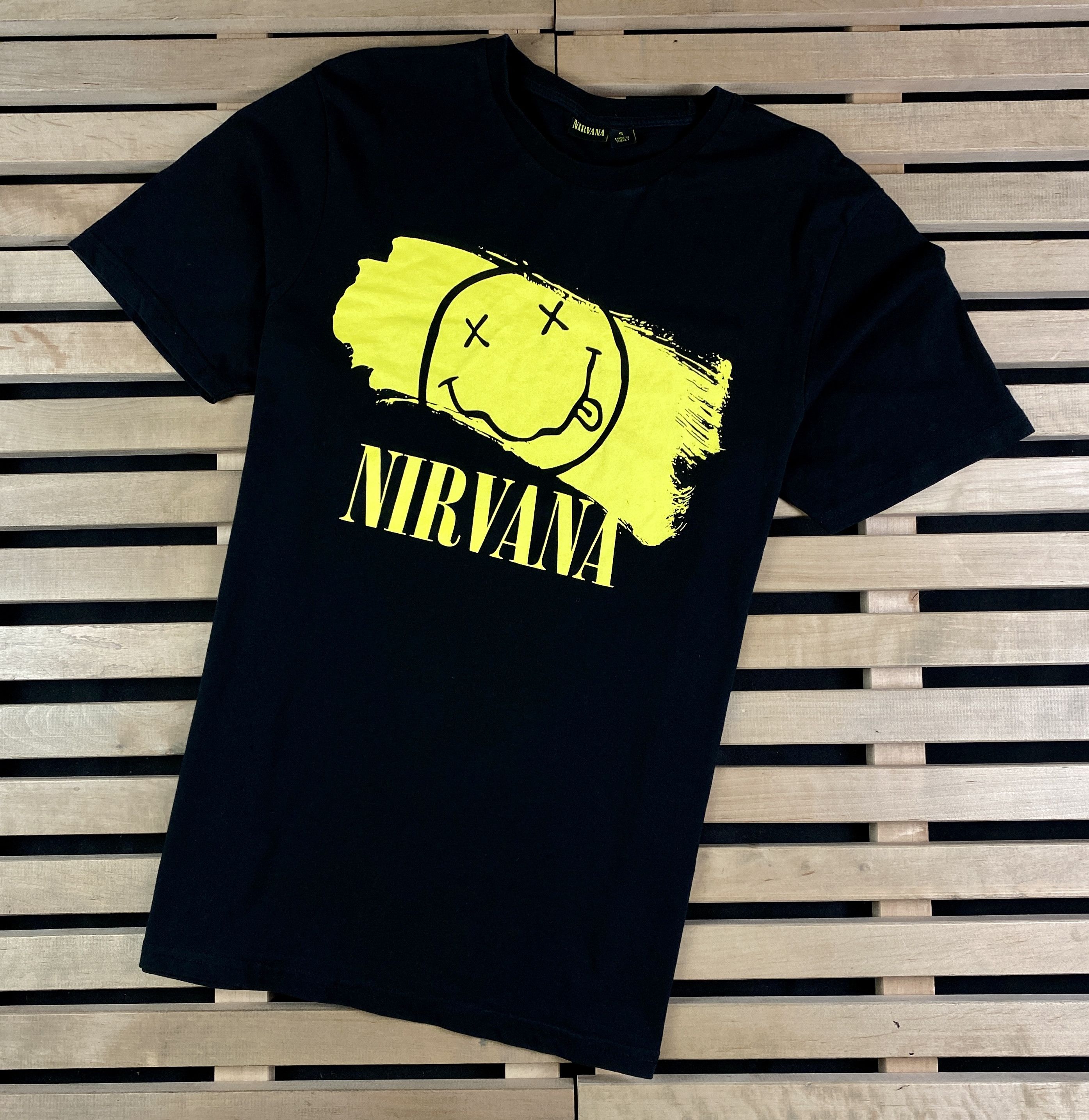 Band Tees × Vintage Mens Vintage T Shirt Nirvana Size S Size US S / EU 44-46 / 1 - 1 Thumbnail