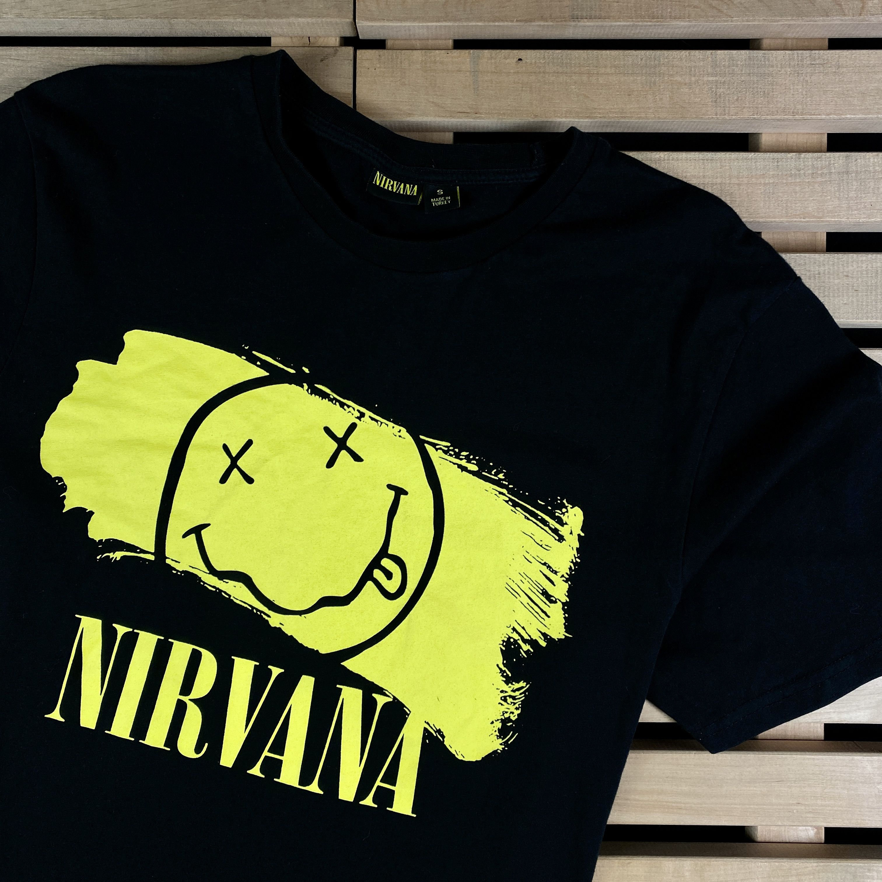 Band Tees × Vintage Mens Vintage T Shirt Nirvana Size S Size US S / EU 44-46 / 1 - 2 Thumbnail
