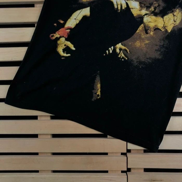 Band Tees × Vintage Mens Vintage T Shirt Unearth World Tour 2009 Size S Size US S / EU 44-46 / 1 - 3 Thumbnail