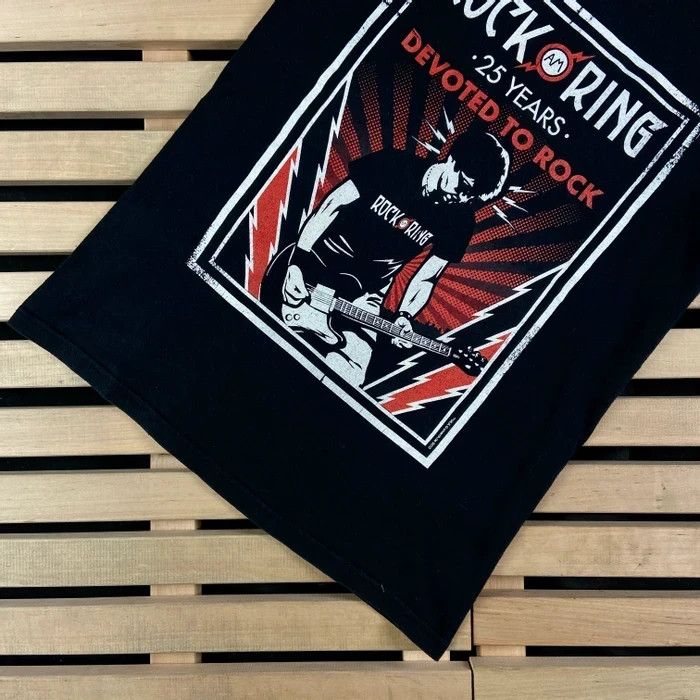 Band Tees × Vintage Vintage T Shirt Rock Ring 25 years Devoted Rock 2010 Size S Size US S / EU 44-46 / 1 - 3 Thumbnail