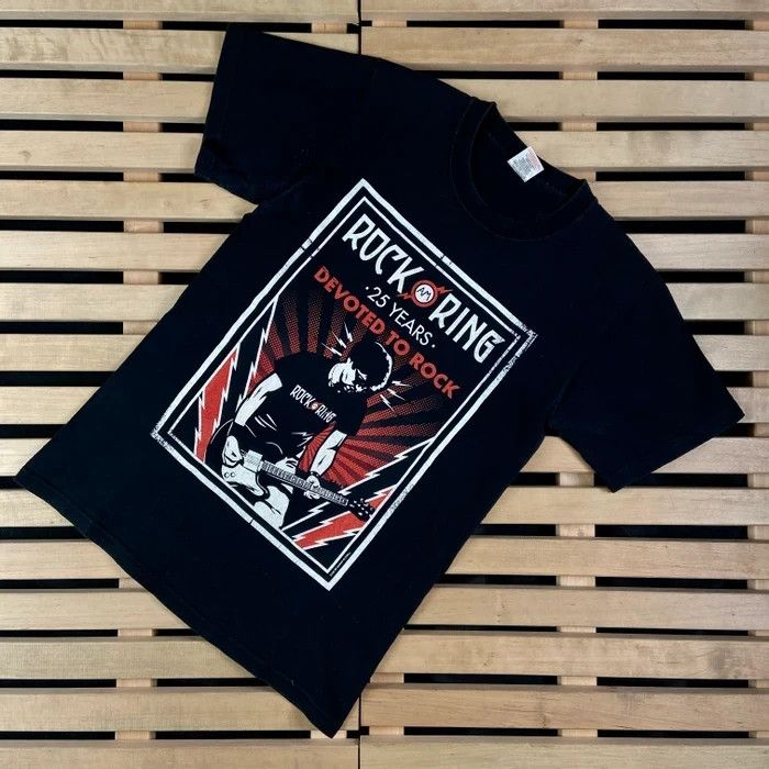 Band Tees × Vintage Vintage T Shirt Rock Ring 25 years Devoted Rock 2010 Size S Size US S / EU 44-46 / 1 - 1 Thumbnail