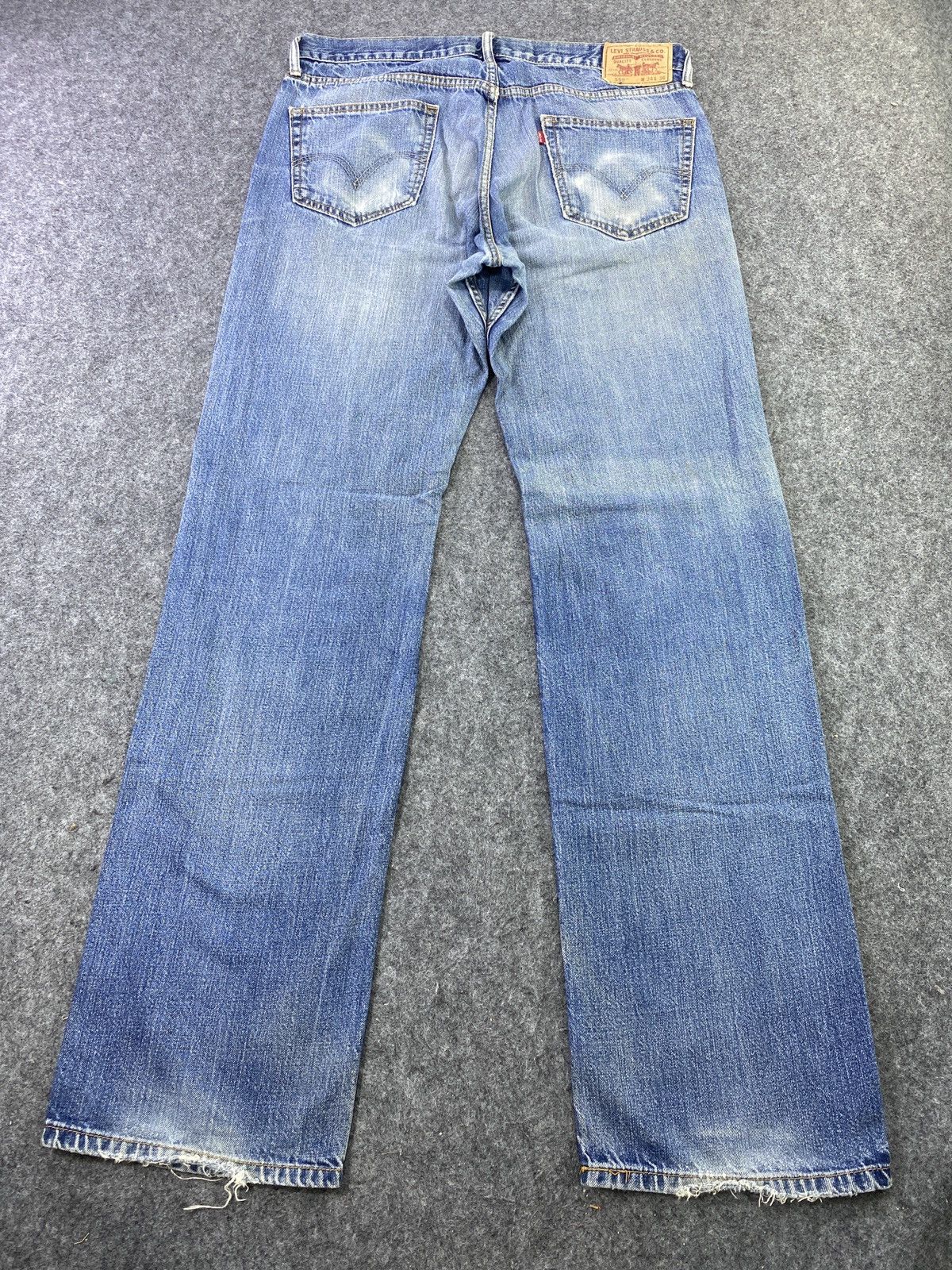 Jean VINTAGE LEVIS 559 DISTRESSED BLUE WASH JEANS -J535 Size US 36 / EU 52 - 4 Thumbnail