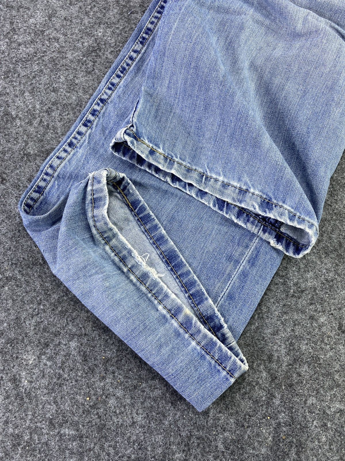 Jean × Levi's × Vintage Vintage Levis 559 Blue wash Jeans - J540 Size US 38 / EU 54 - 9 Thumbnail
