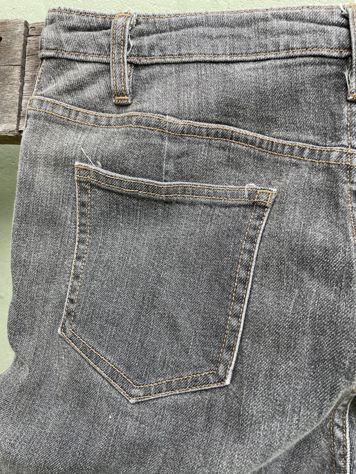 Burberry × Designer Vintage Burberrys Novacheck Denim Jeans Size US 31 - 11 Thumbnail