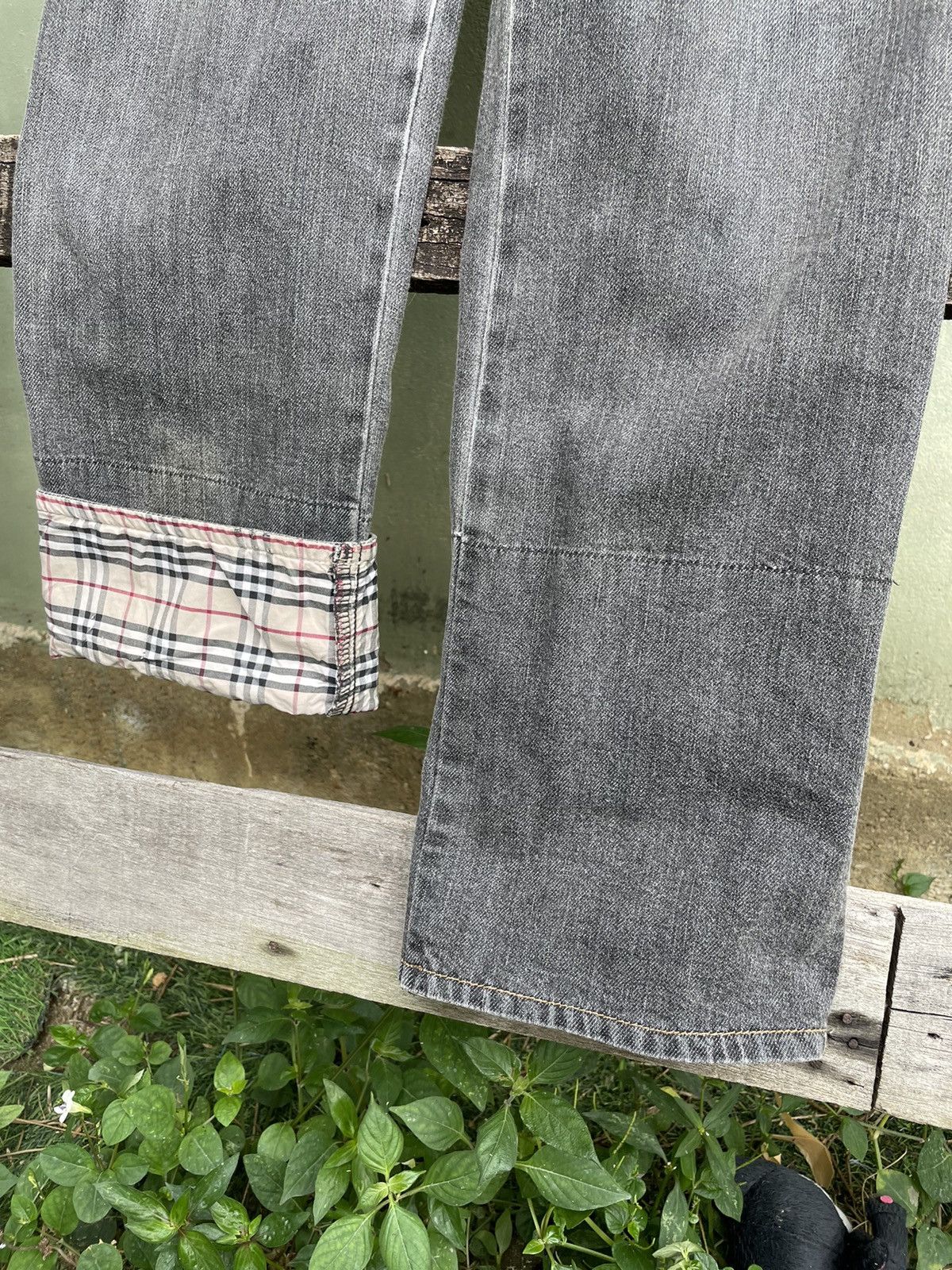 Burberry × Designer Vintage Burberrys Novacheck Denim Jeans Size US 31 - 7 Thumbnail