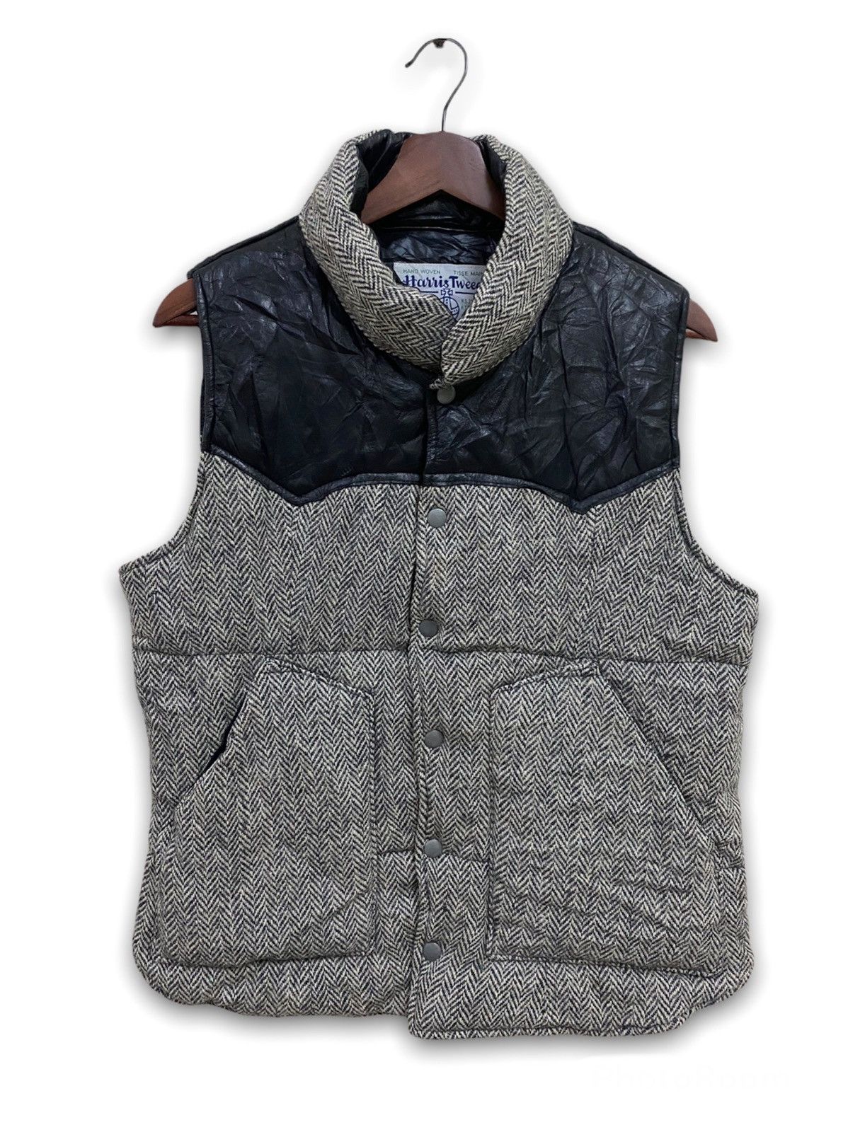 Harris Tweed Harris Tweed Wool Buttons Sleeveless Size US M / EU 48-50 / 2 - 1 Thumbnail
