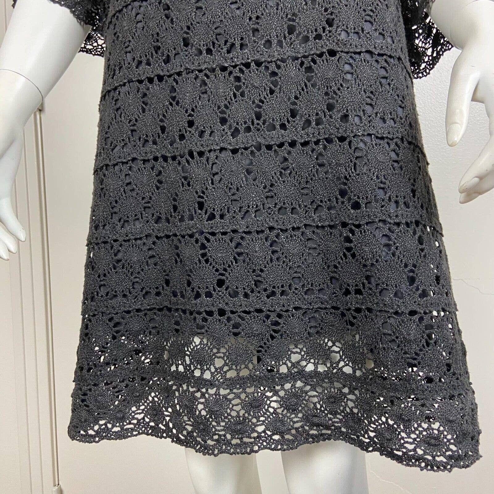 Handmade Vintage 60s 70s Black Crochet Lace Mini Shift Dress Size S / US 4 / IT 40 - 5 Thumbnail
