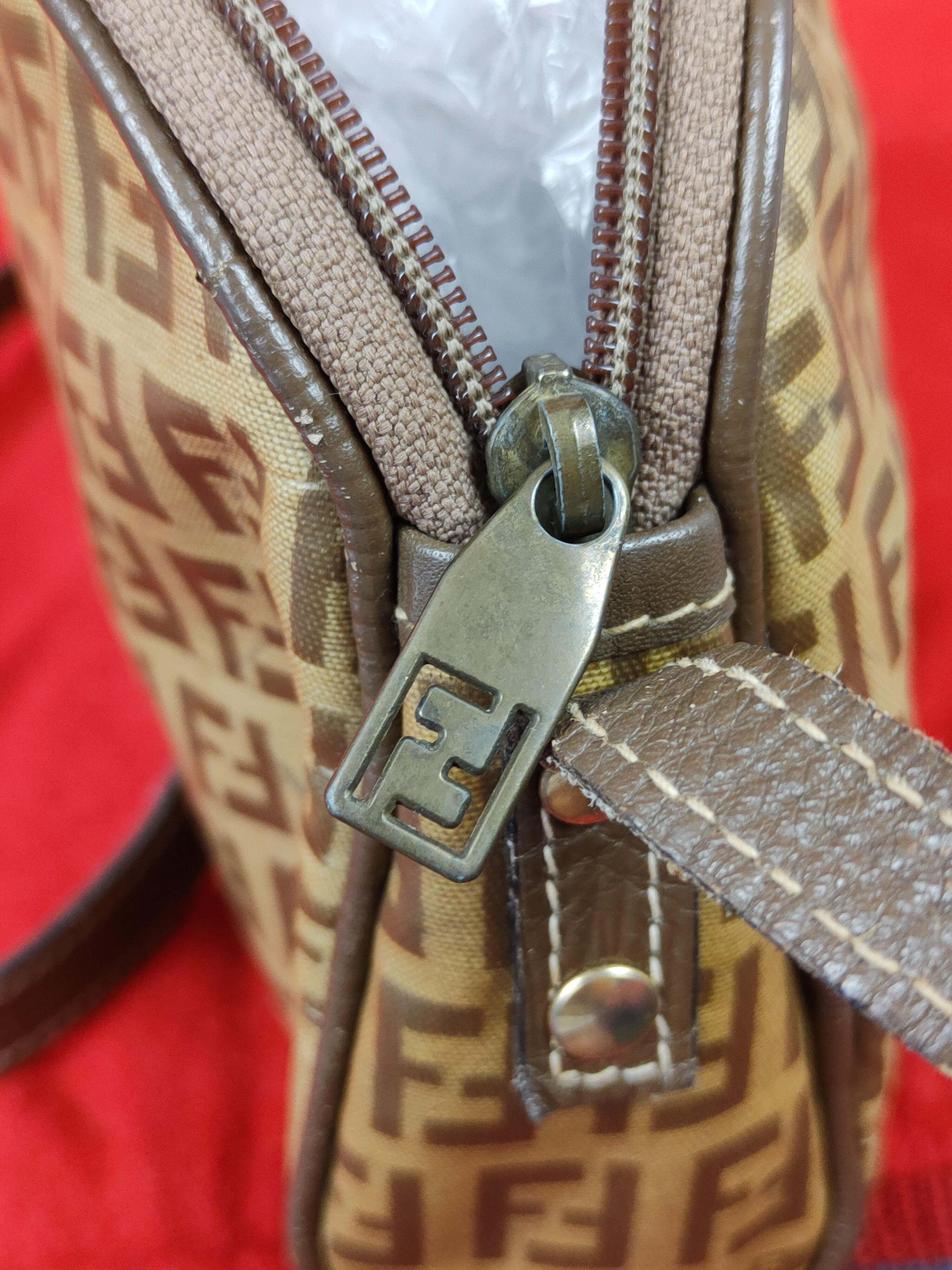 Fendi Fendi ff monogram Sling Bag #SB003 Size ONE SIZE - 15 Thumbnail
