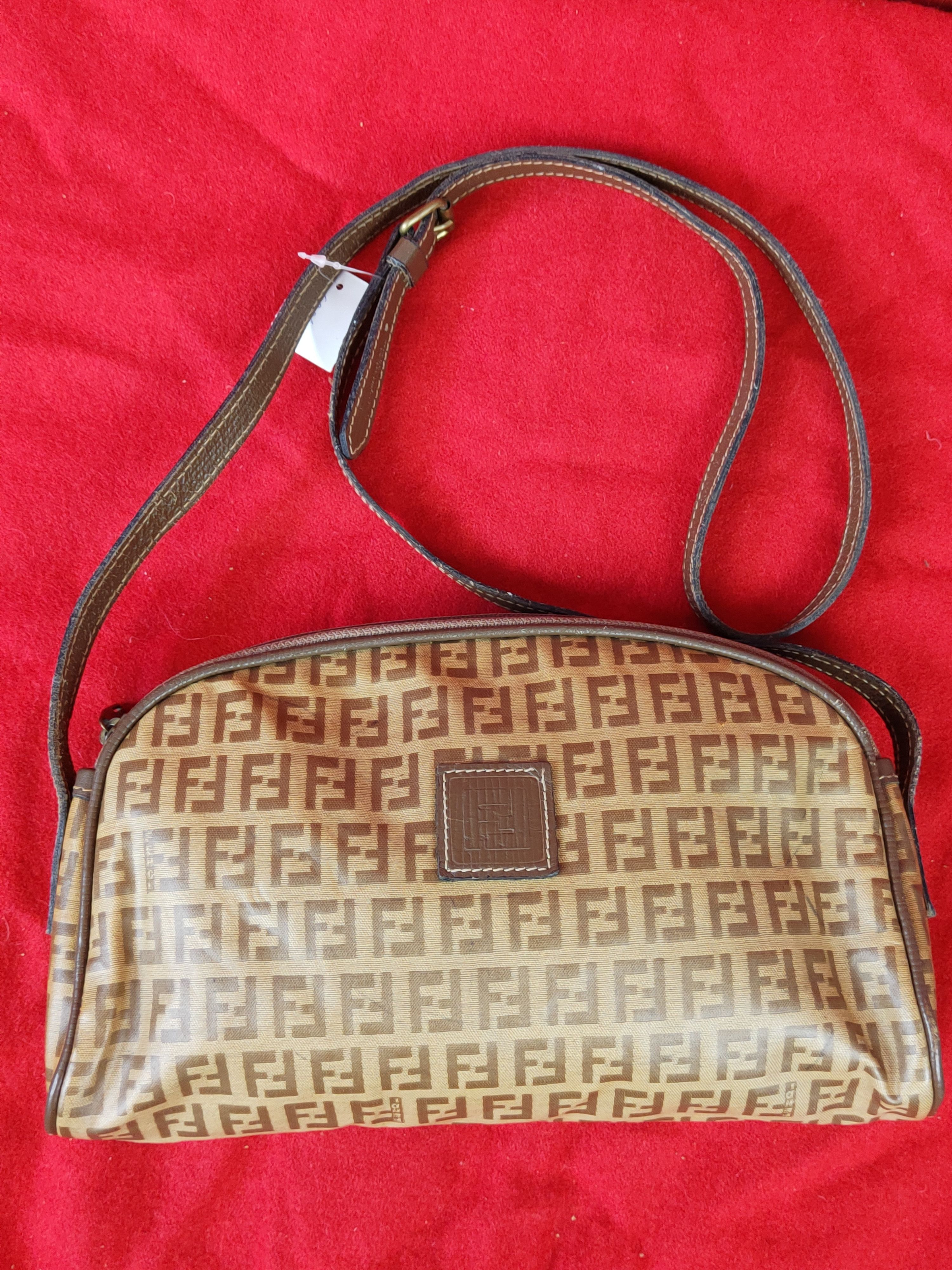 Fendi Fendi ff monogram Sling Bag #SB003 Size ONE SIZE - 3 Thumbnail