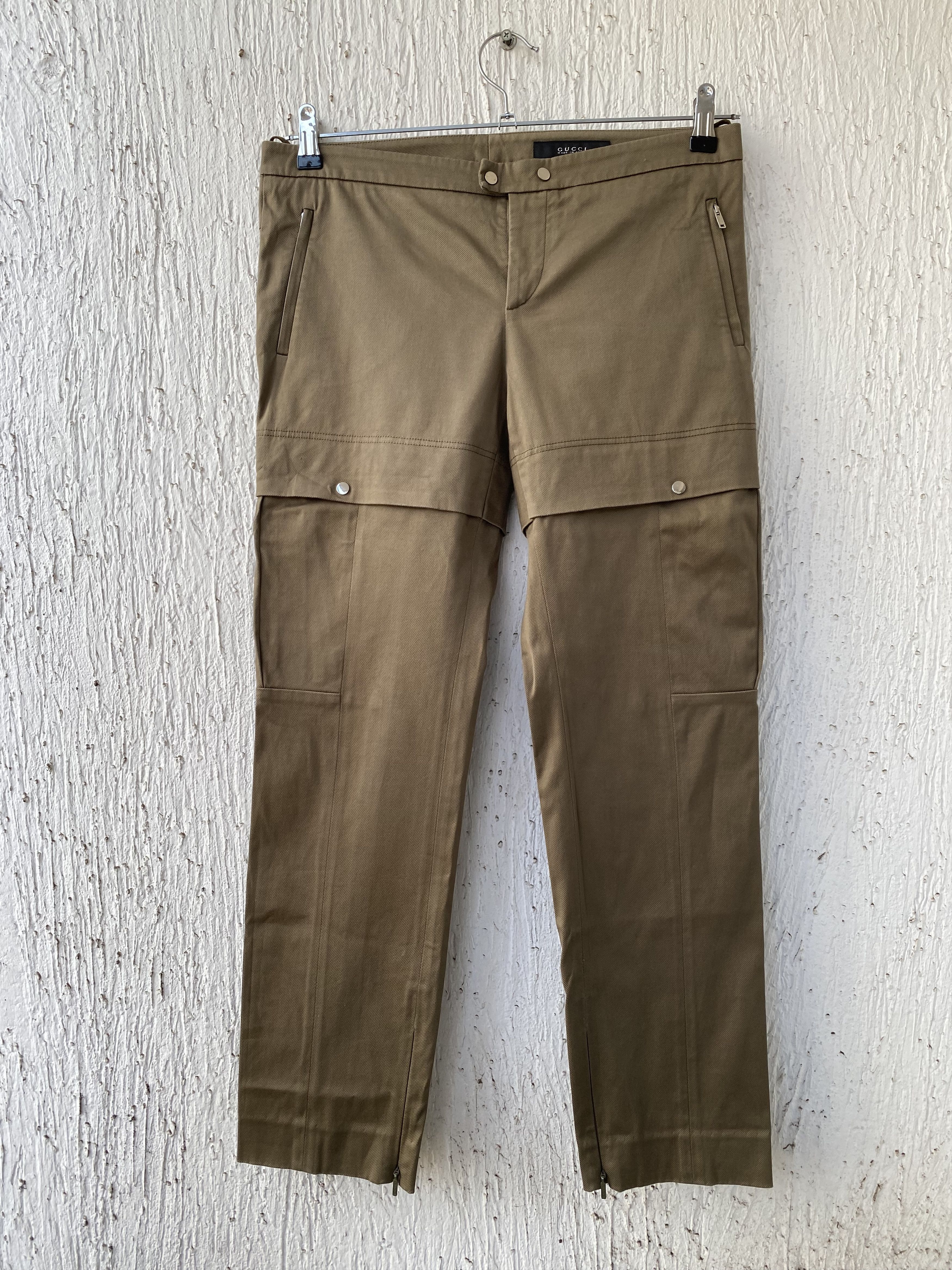 Image of Gucci Slim Cargo Pant in Beige, Men's (Size 31)