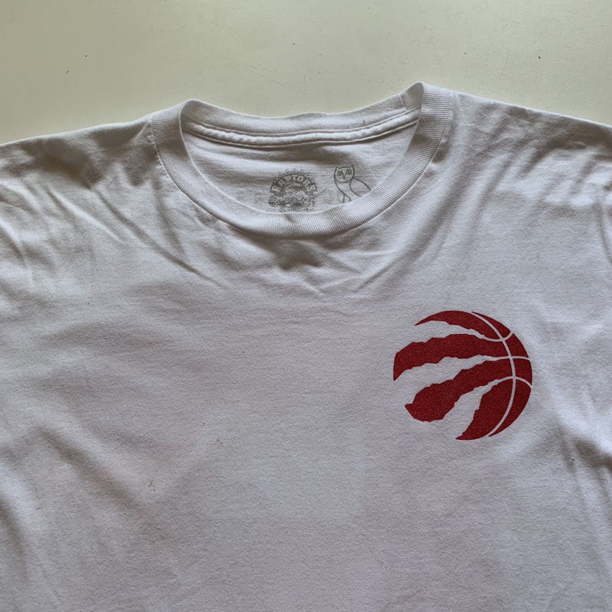 NBA × October's Very Own × Vintage Vintage Y2K Toronto Raptors OVO Drake night graphic t-shirt Size US L / EU 52-54 / 3 - 3 Thumbnail