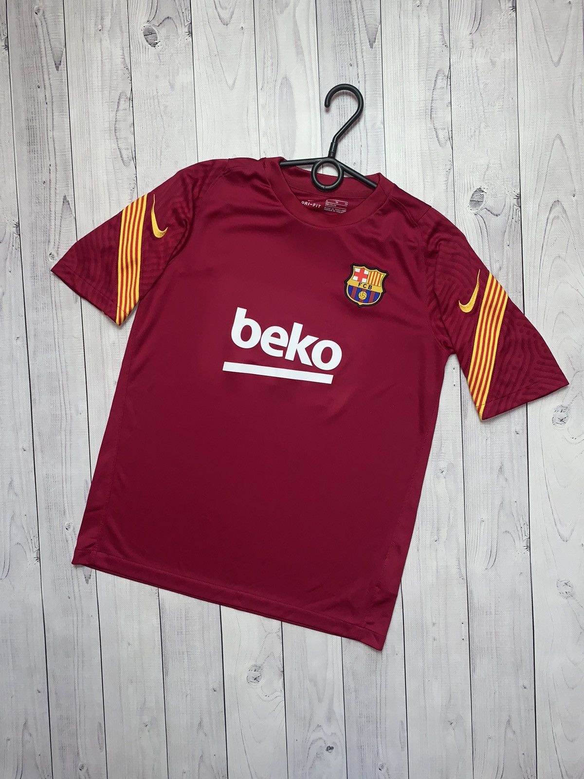 Nike Barcelona Nike soccer training jersey size Xs Size US XS / EU 42 / 0 - 1 Thumbnail