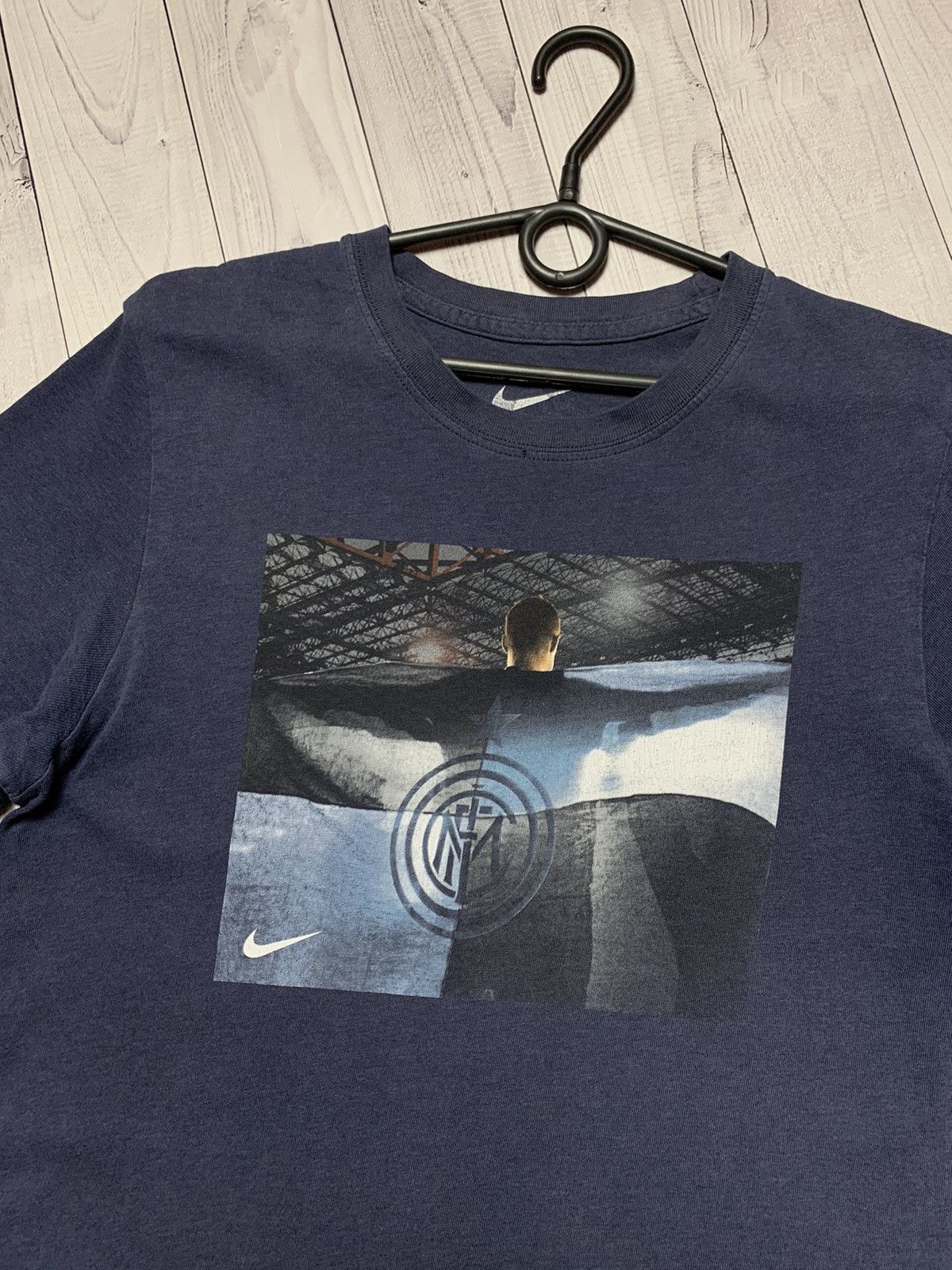 Nike × Vintage Vintage Inter Milan Nike soccer tee size M Size US M / EU 48-50 / 2 - 2 Thumbnail