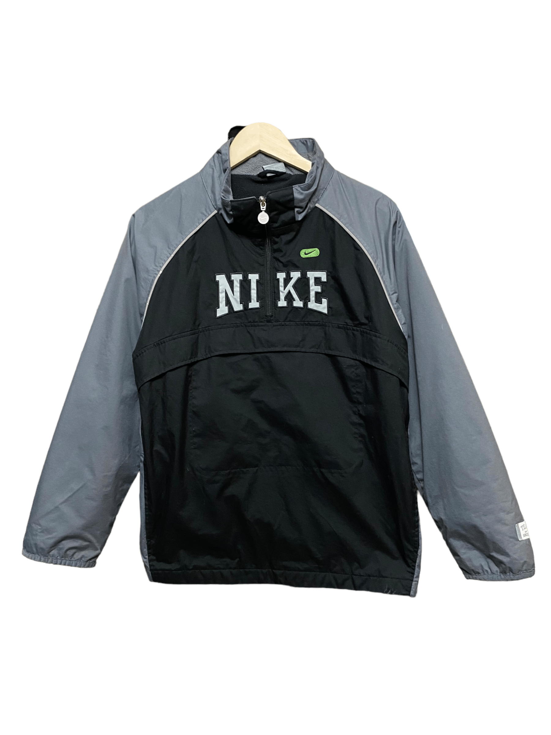 Nike × Vintage 00s' Nike vintage bomber jacket, size S Size US S / EU 44-46 / 1 - 1 Thumbnail