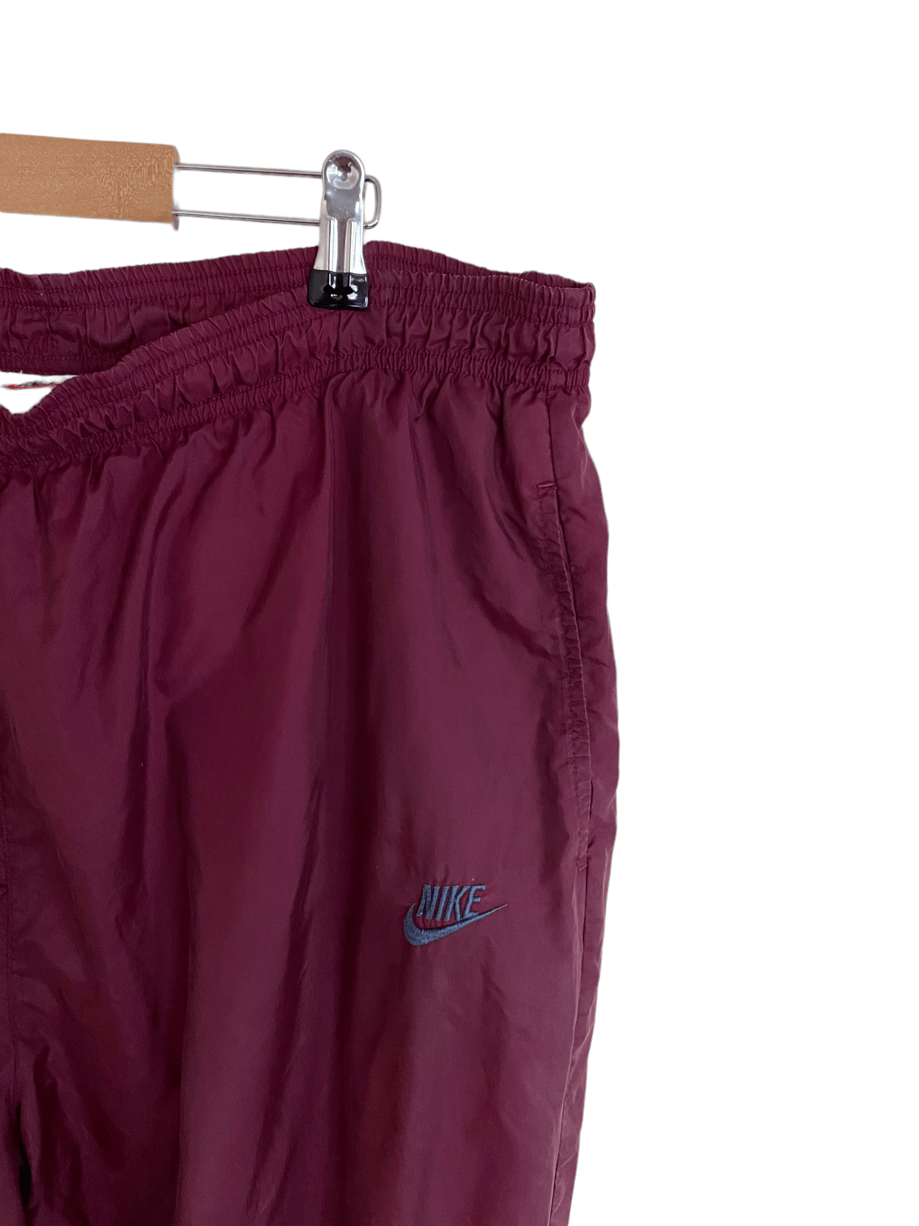Nike × Vintage Nike 90s' burgundy nylon trackpants, size XL Size US 36 / EU 52 - 3 Thumbnail