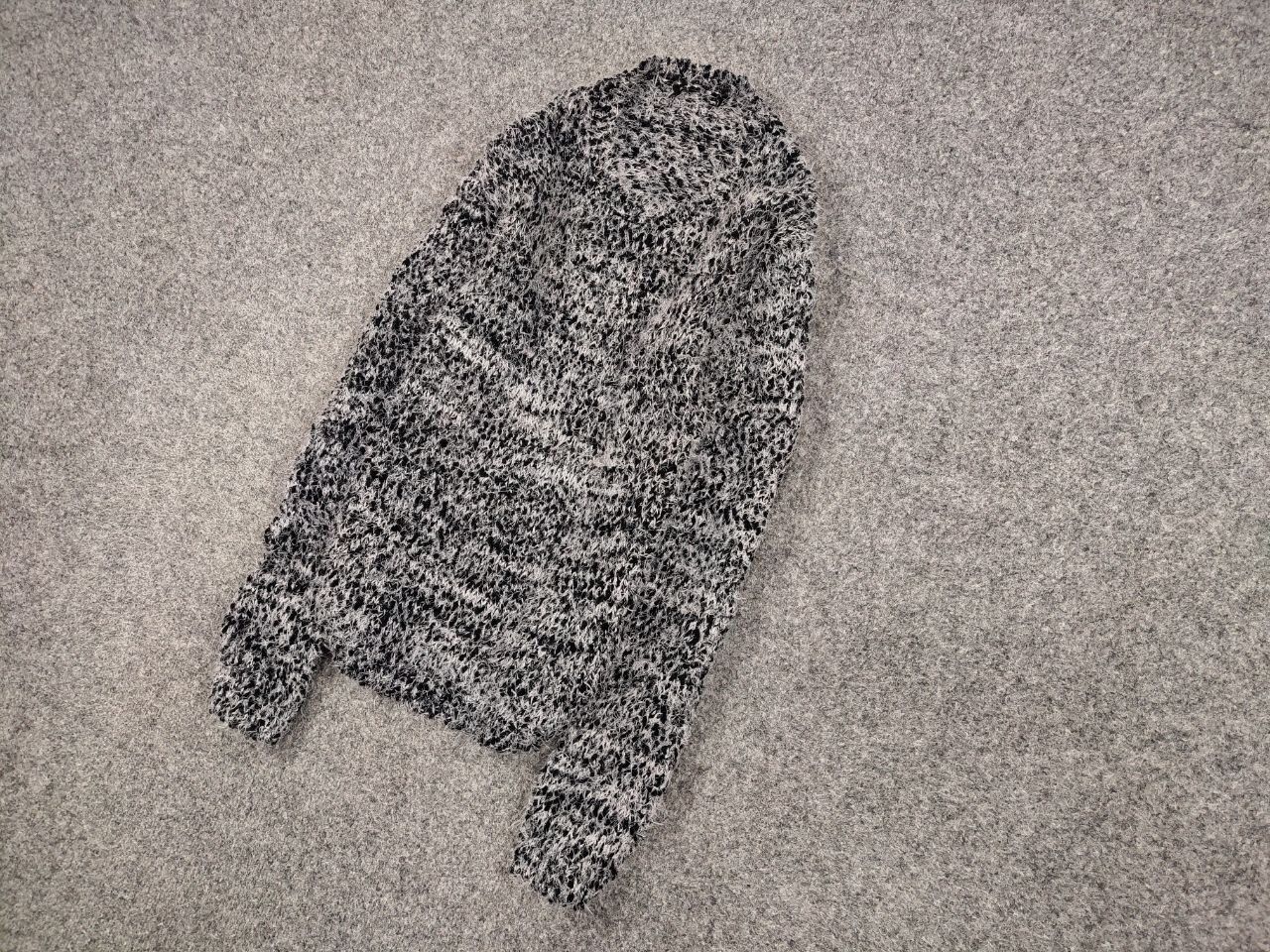 Japanese Brand Vintage 90's Japanese Black Mohair Style Fuzzy Sweater Size US M / EU 48-50 / 2 - 3 Thumbnail