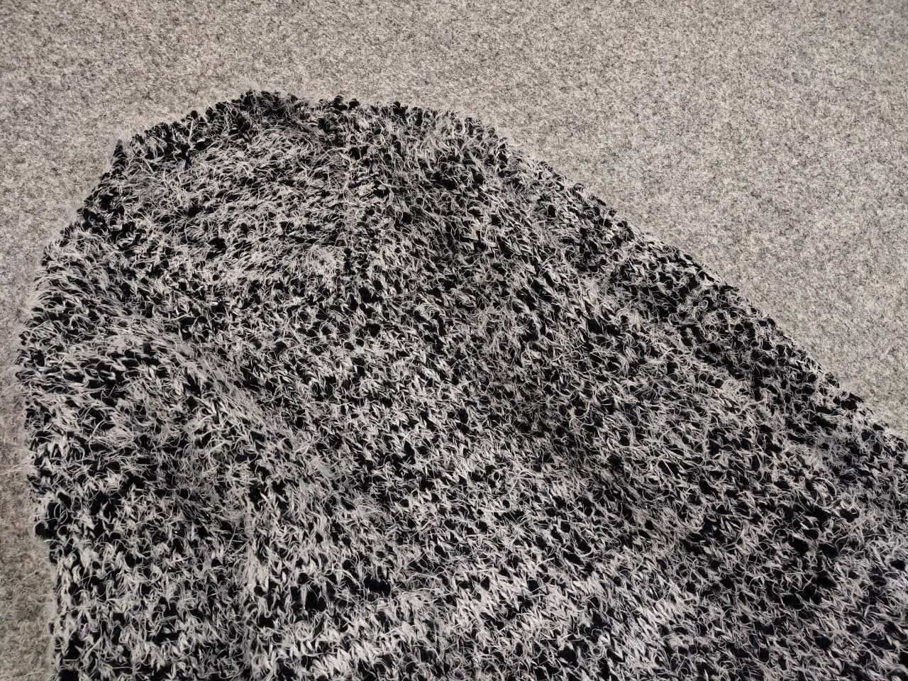 Japanese Brand Vintage 90's Japanese Black Mohair Style Fuzzy Sweater Size US M / EU 48-50 / 2 - 12 Thumbnail