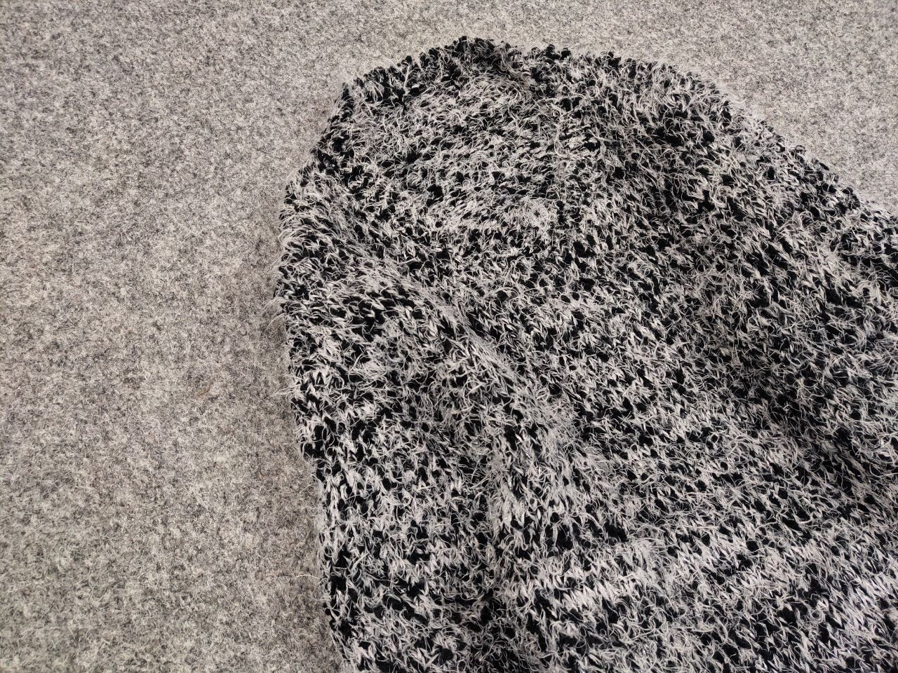 Japanese Brand Vintage 90's Japanese Black Mohair Style Fuzzy Sweater Size US M / EU 48-50 / 2 - 7 Thumbnail
