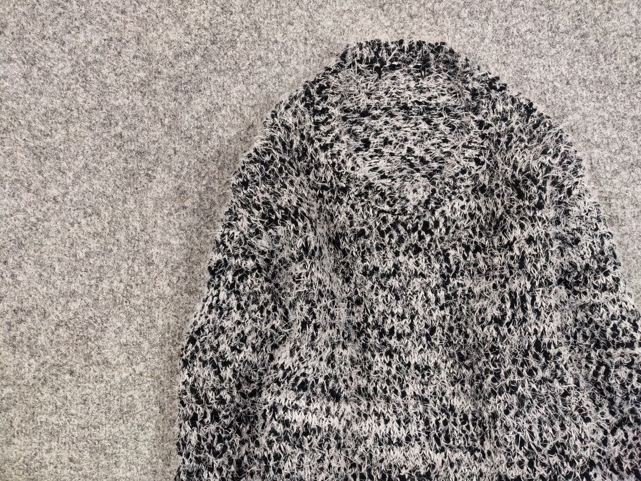 Japanese Brand Vintage 90's Japanese Black Mohair Style Fuzzy Sweater Size US M / EU 48-50 / 2 - 11 Thumbnail